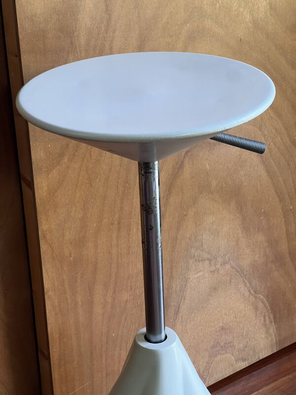 Tabouret pivotant Indispensabili de Philippe Starck