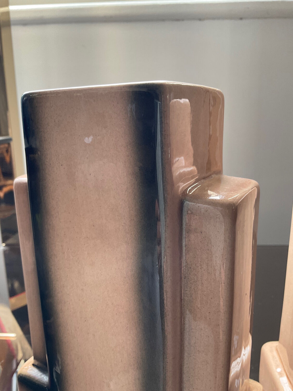 Pair of Skycraper Art Deco vases in glazed ceramic