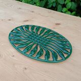 Cast iron trivet