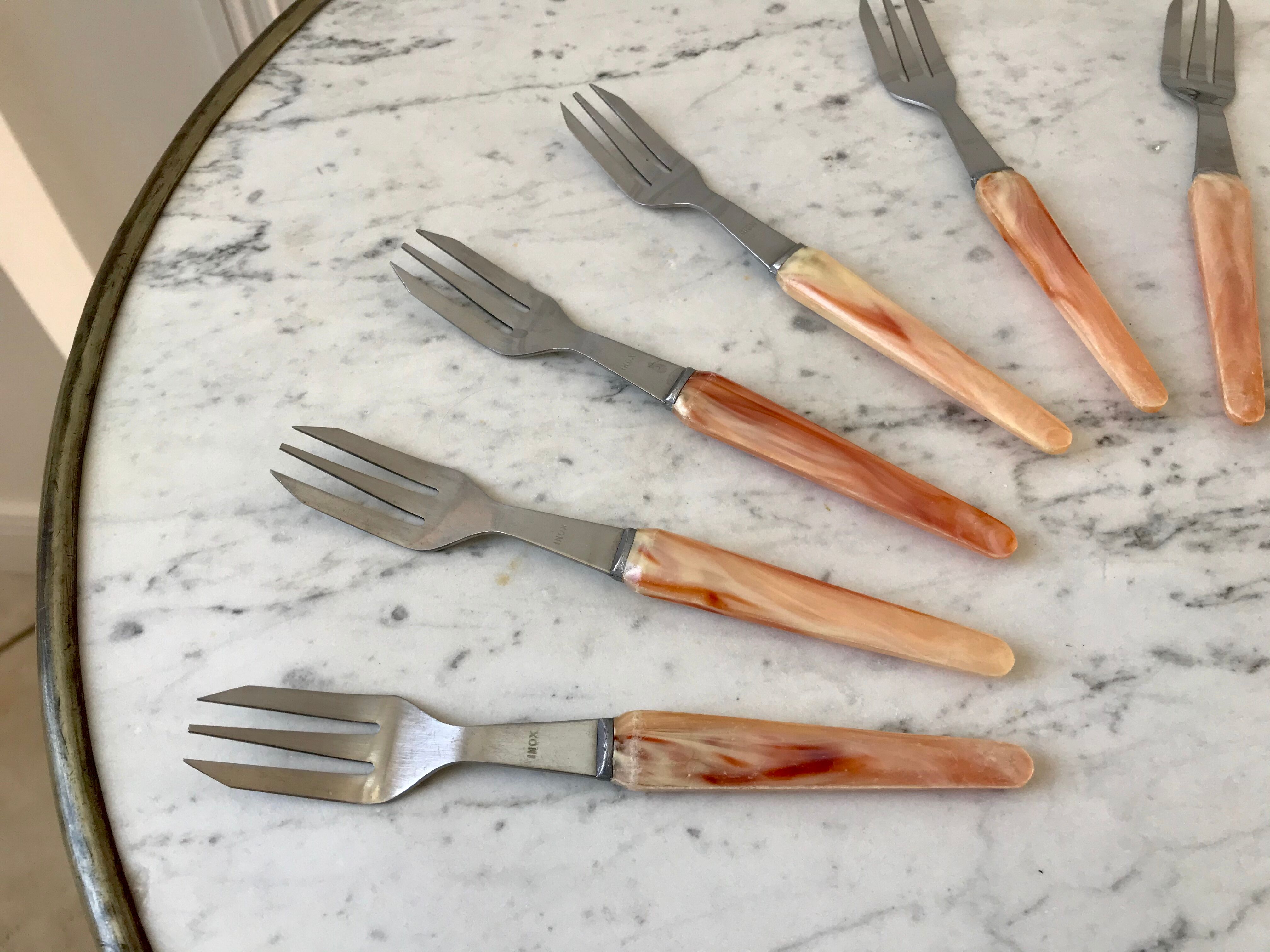 Set of 10 dessert forks in Bakelite 60s-70s