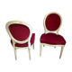 Paire de chaises médaillons rouges