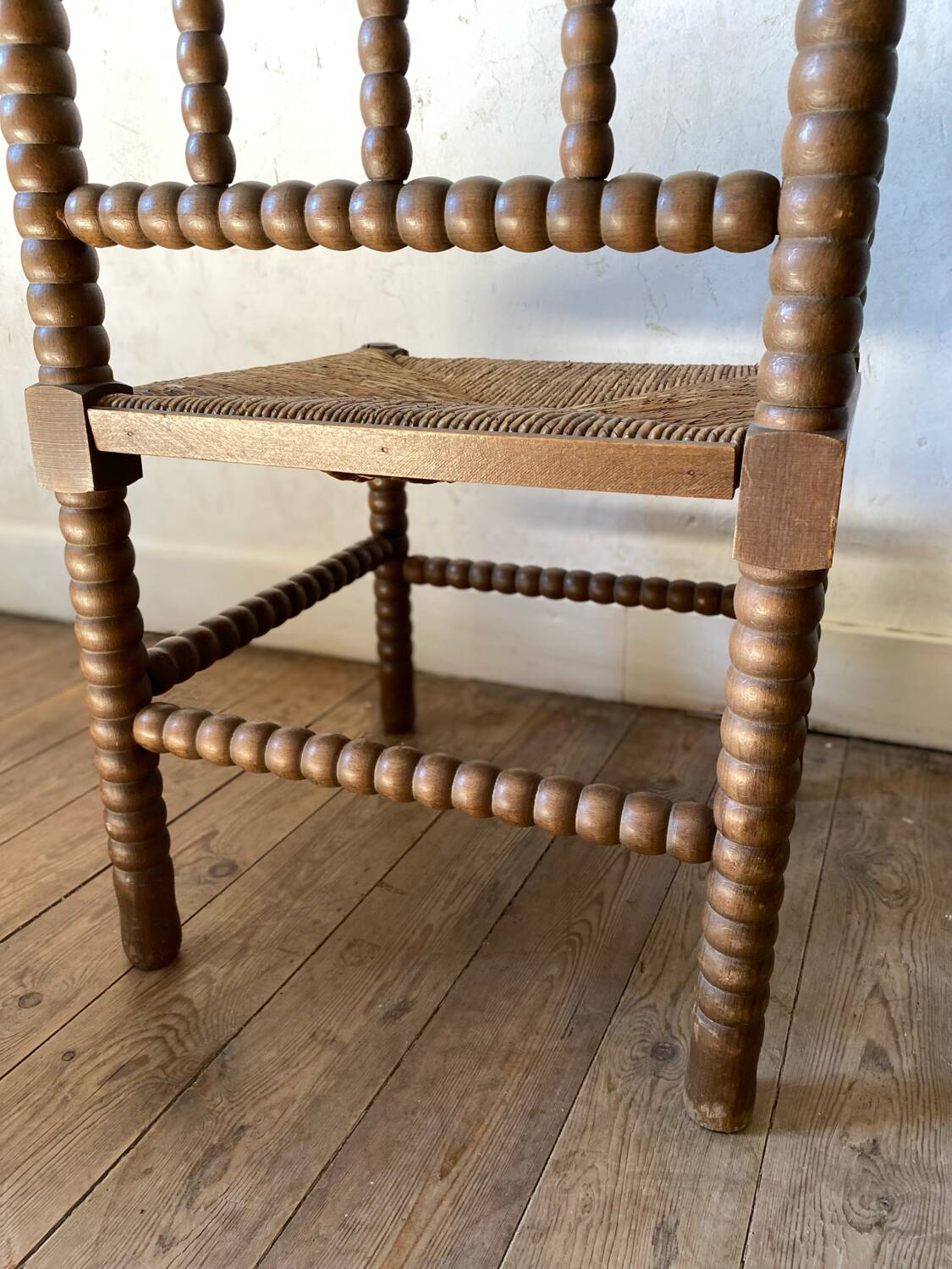 Pearl wood armchair