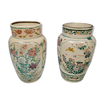Pair of chinese pots in ceramics