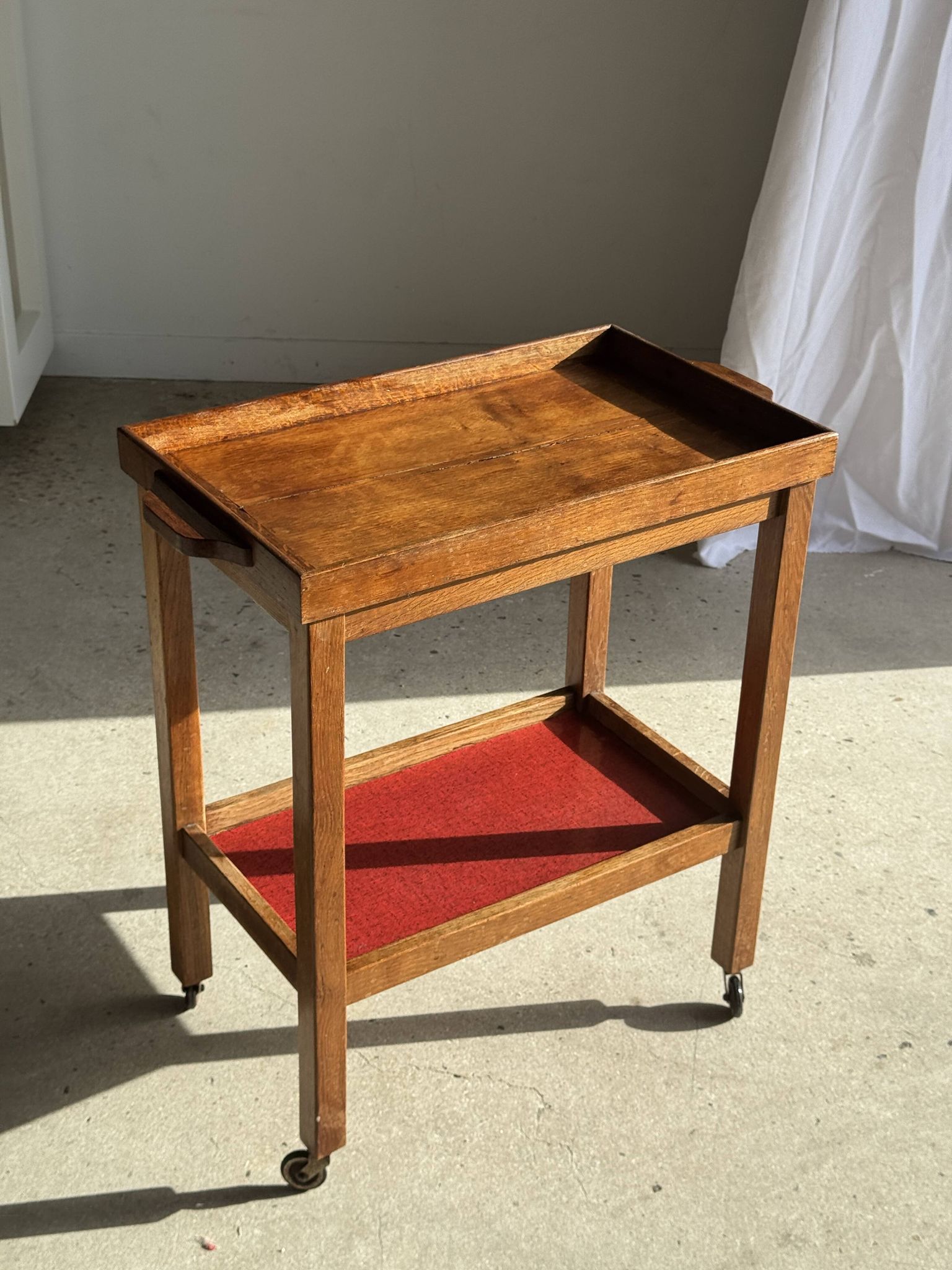 Wooden rolling trolley with removable top H66 75x35