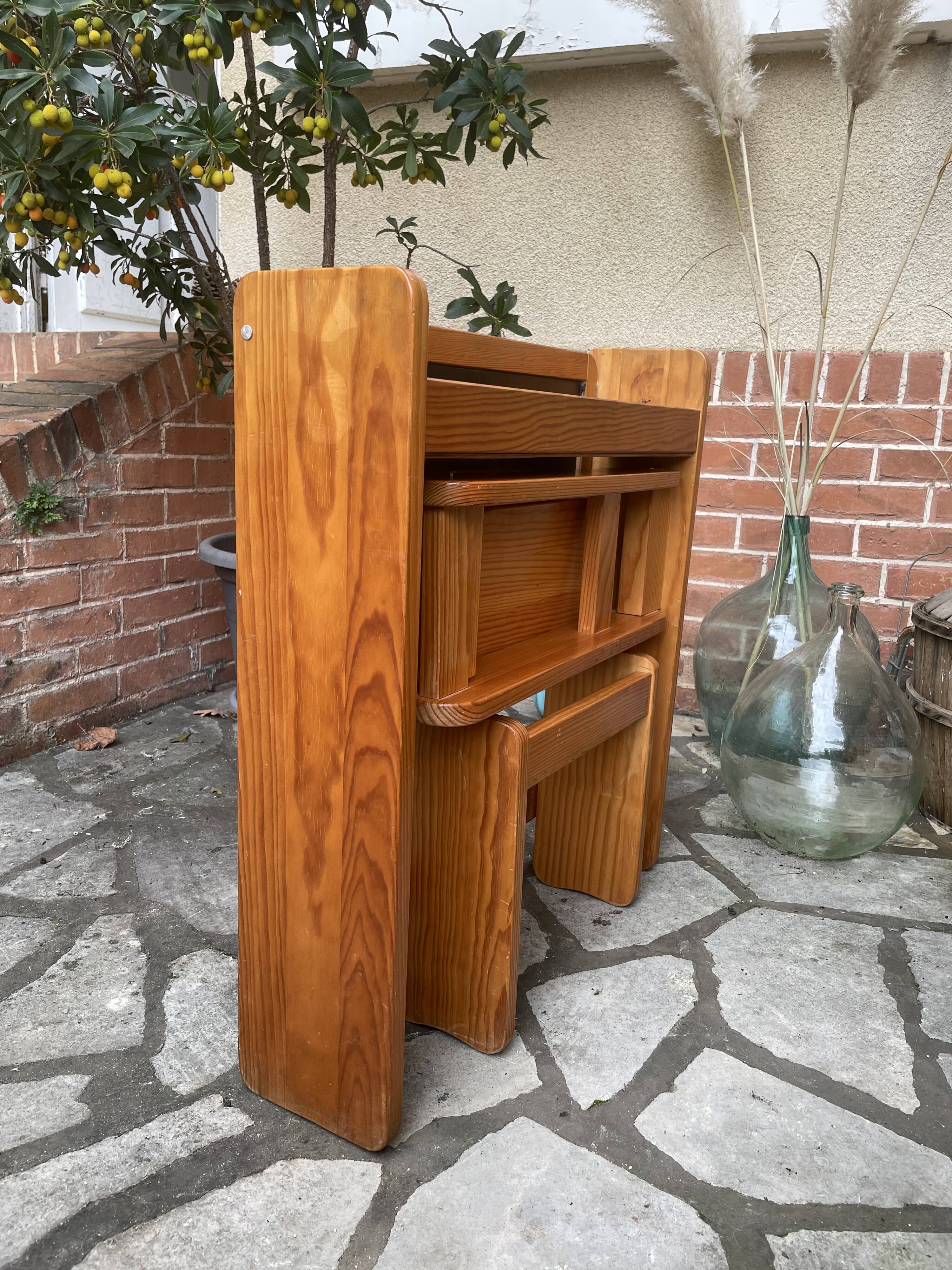 Trama folding children's desk