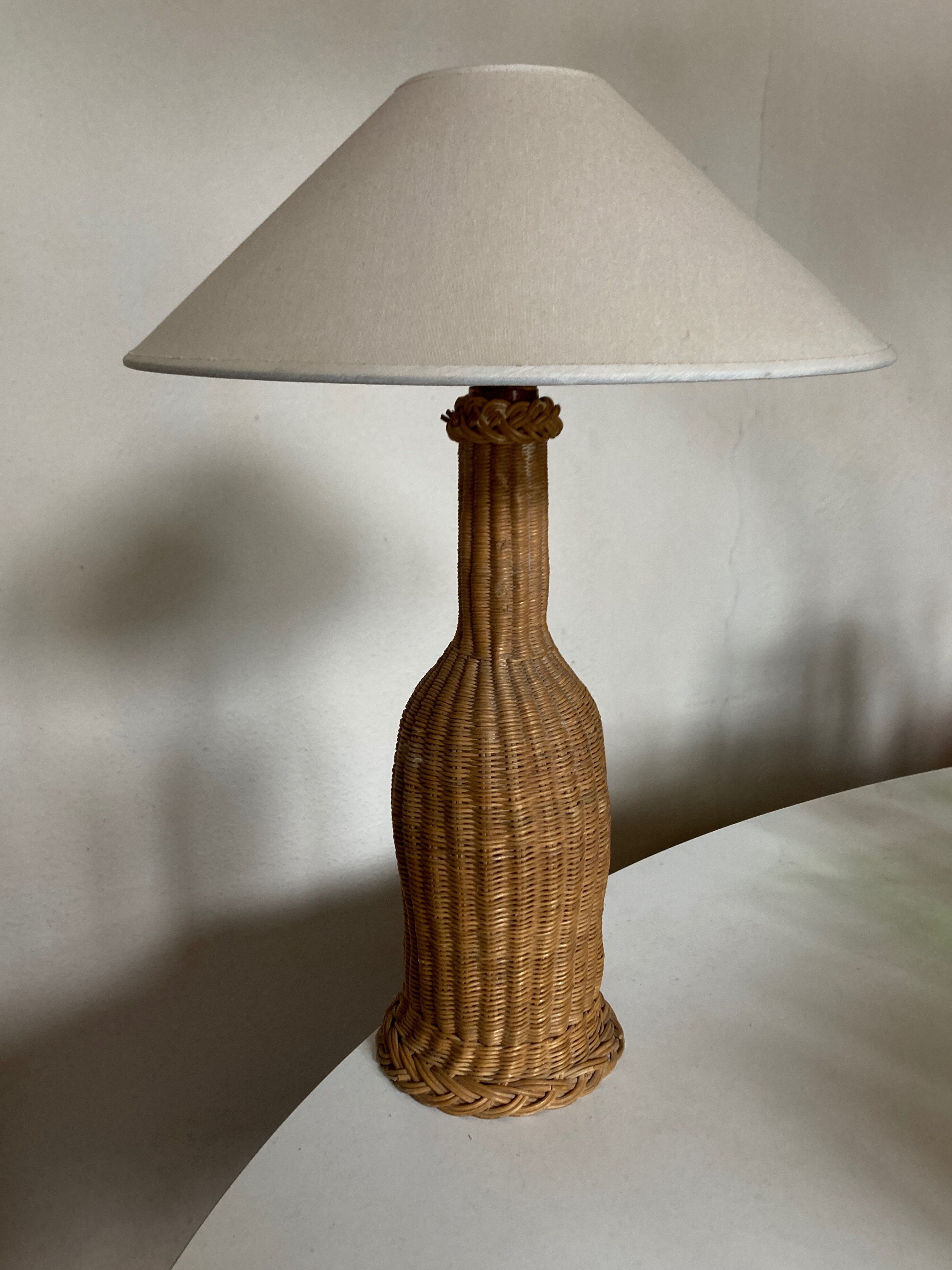 Lamp cabanon Provence in woven wicker basket weavers 1950