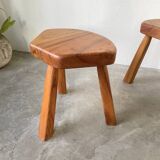 Flower coffee table set with elm tripod stools