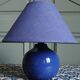 Lampe de chevet bleu Klein en céramique
