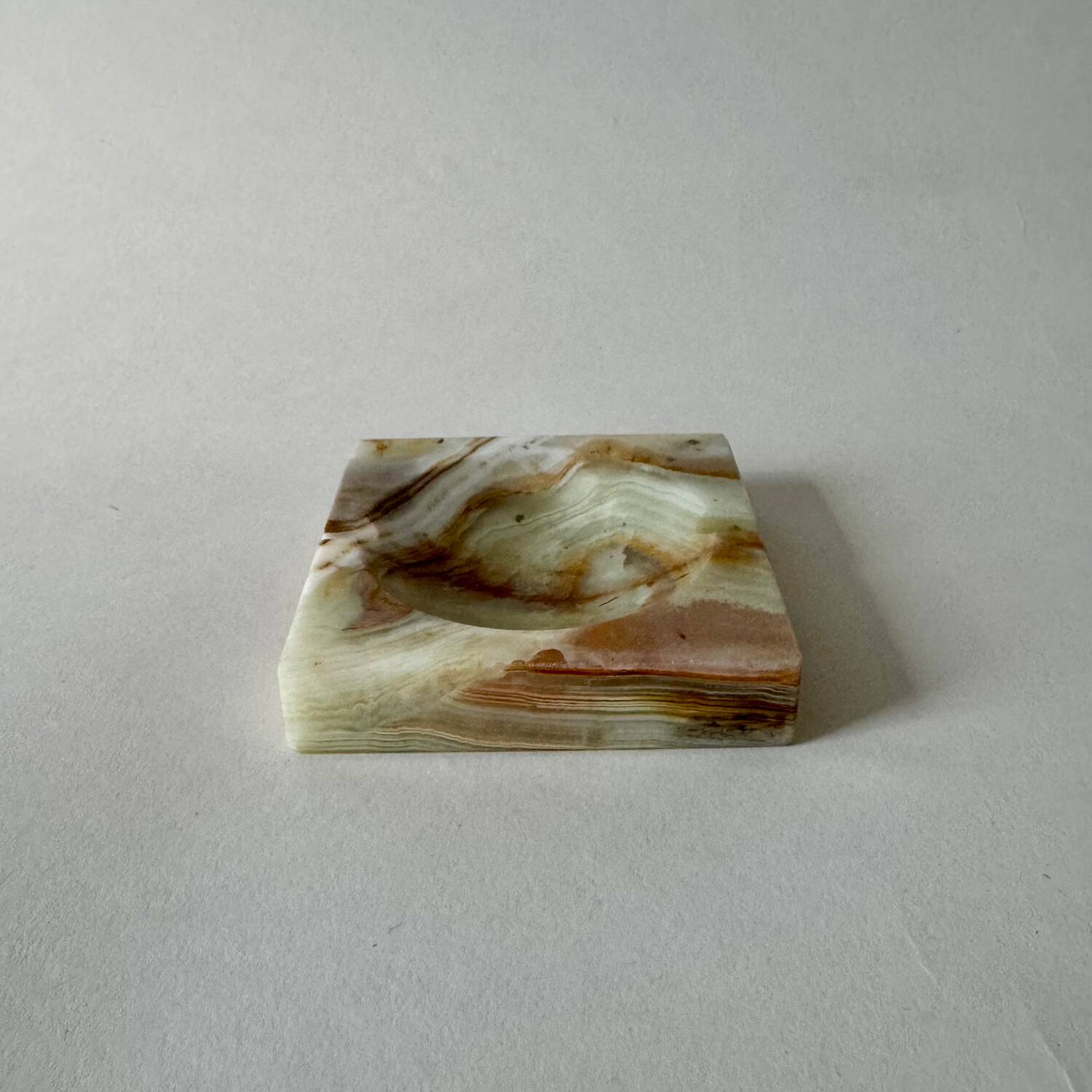 Cendrier vintage en onyx