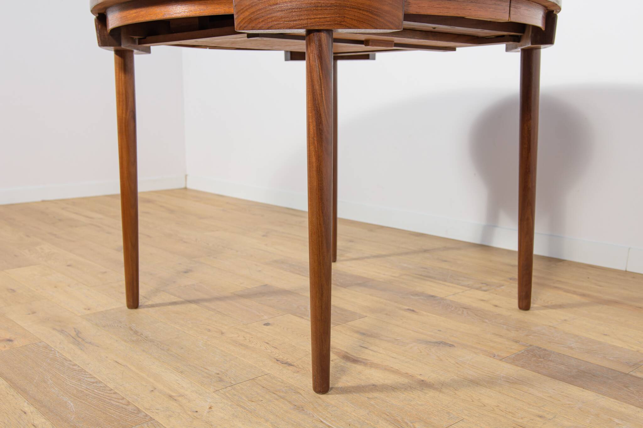 Mid-Century Teak Dining Table and Chairs Set by Hans Olsen for Frem Røjle.