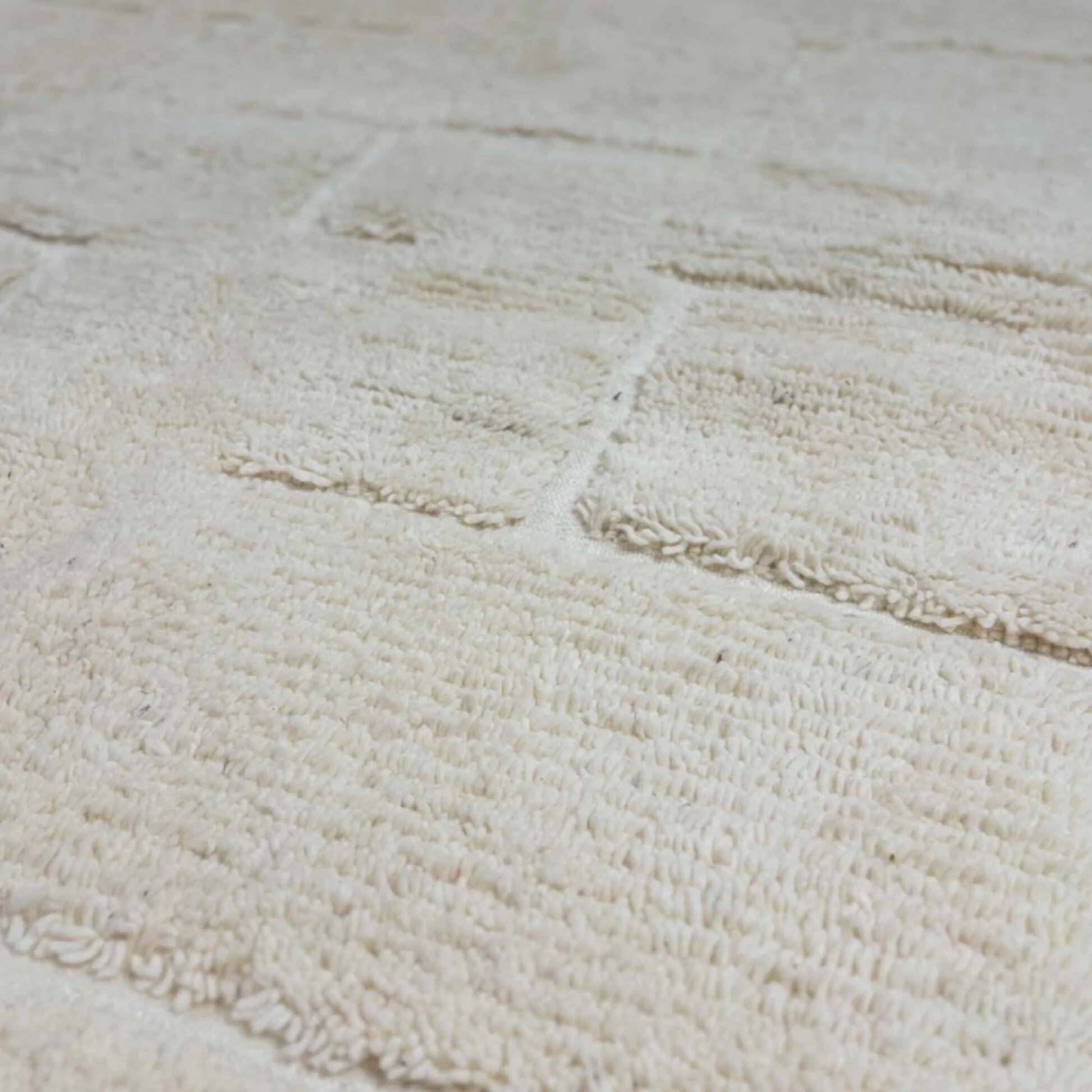 Ecru Beni Ouarain Berber Rug