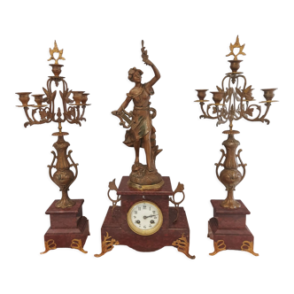 Pendulum fireplace trim and candelabra 1920s