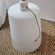White opaline suspension