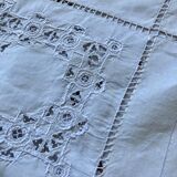 Nappe lin brodée main ancienne