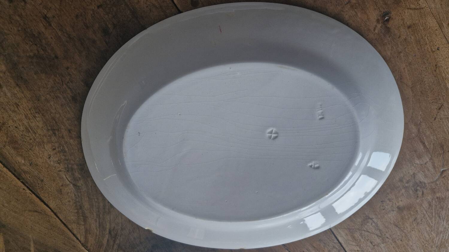 Large oval serving dish