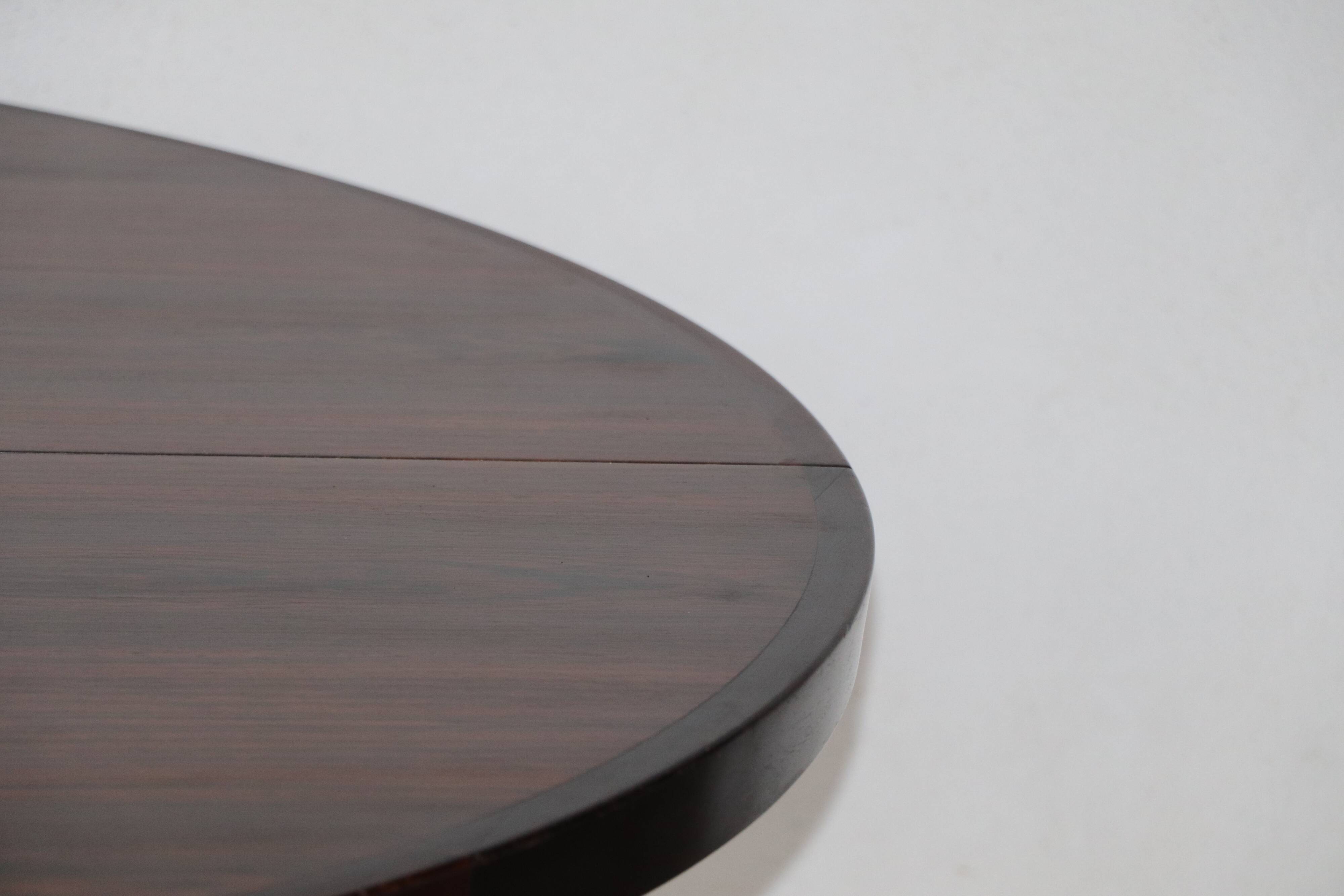 Scandinavian table CJ Rosengaarden