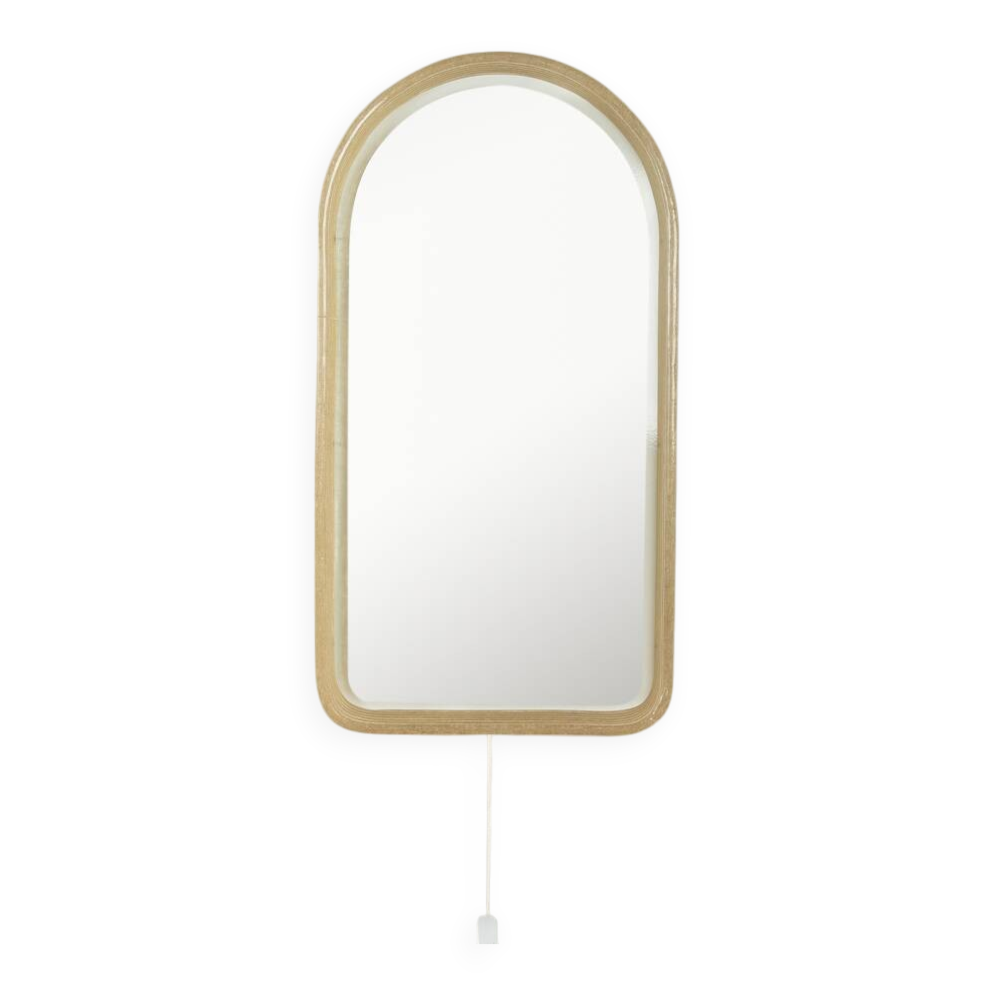 Magnifique miroir des années 1970. Monture en métal avec cadre en verre acrylique et rétroéclairage. Fabriqué en Allemagne.