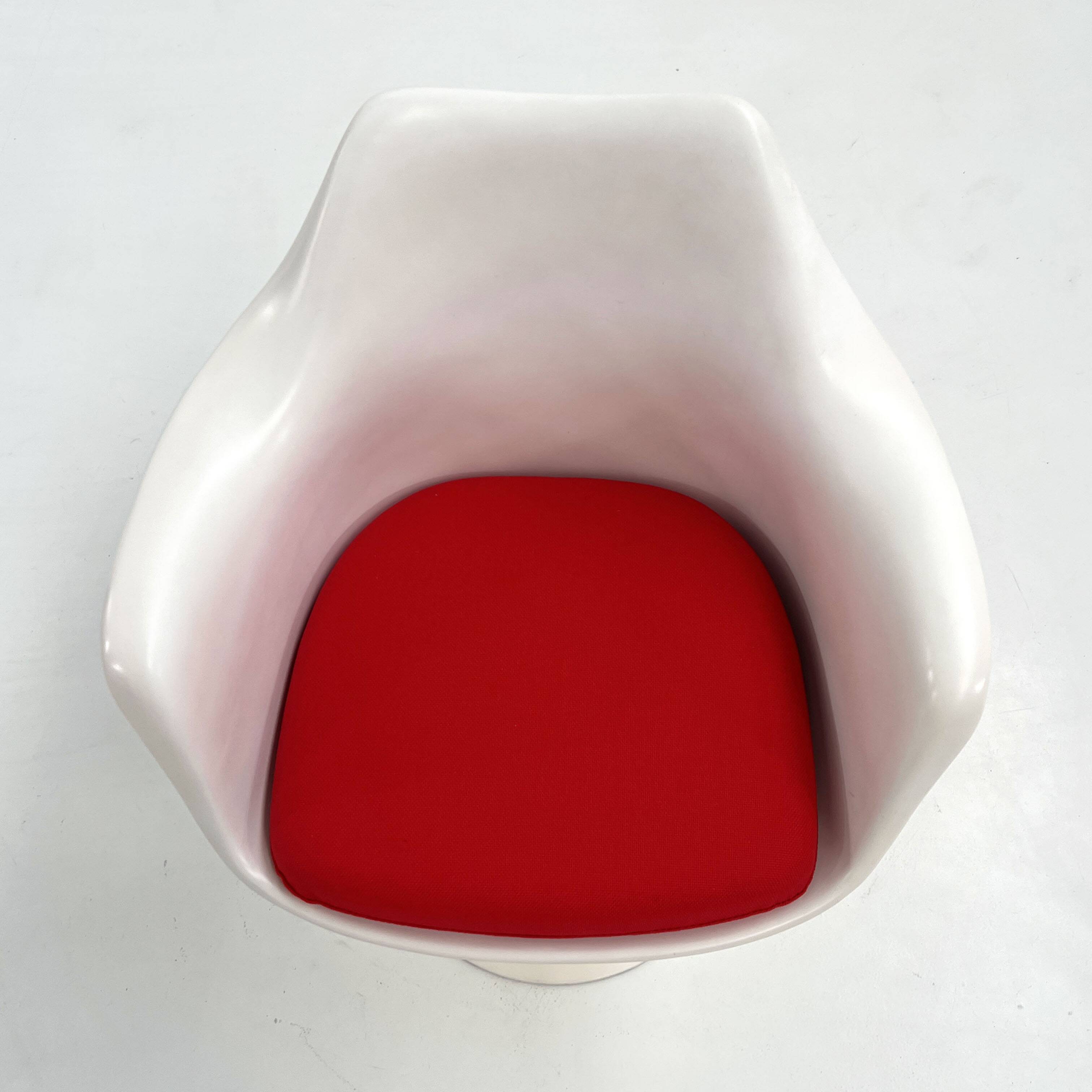 Tulip swivel chair by Eero Saarinen for Knoll, 1960