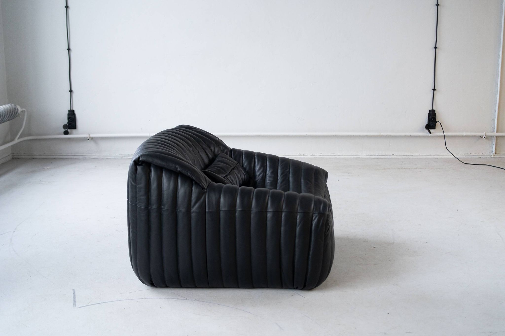Cinna Ligne Roset Black Leather Armchair attributed to Annie Hieronimus, 1970s