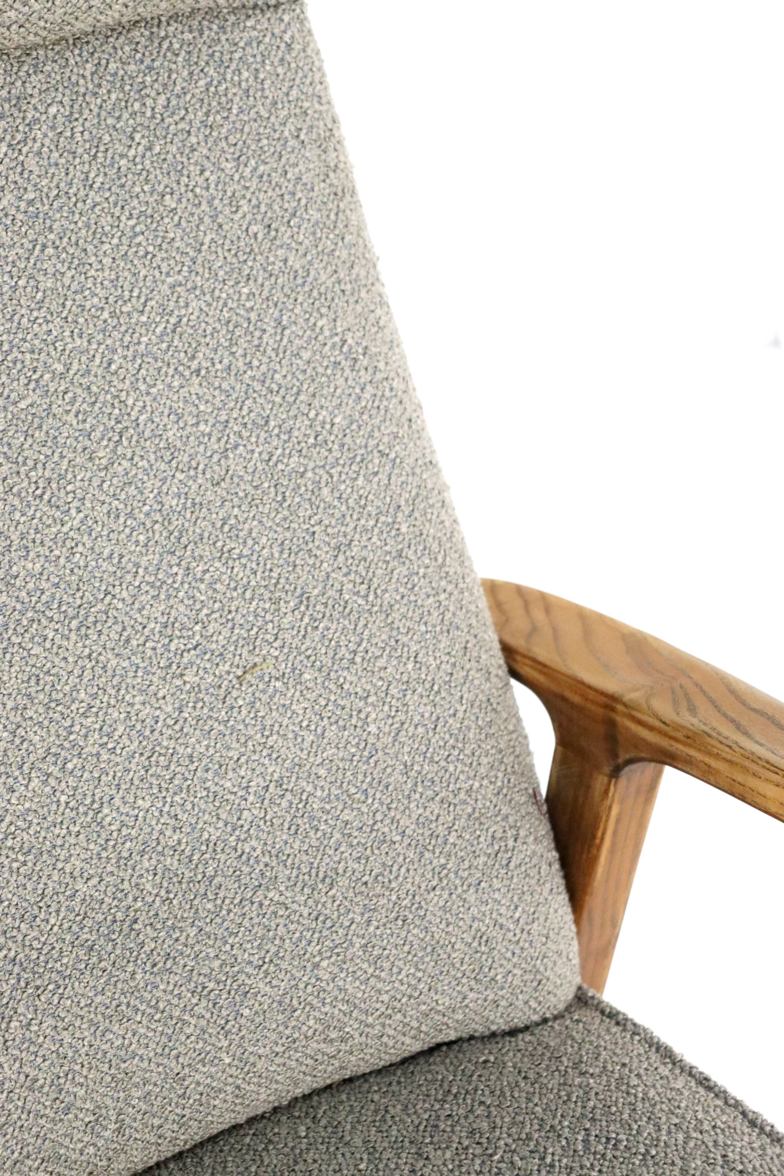 mid century vintage Fauteuil herenmodel 'Duivendrecht beige - opnieuw bekleed