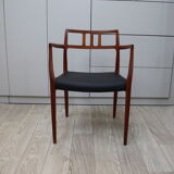 Vintage armchair in teak and black leather - Model 64 - Möller - Denmark '60's