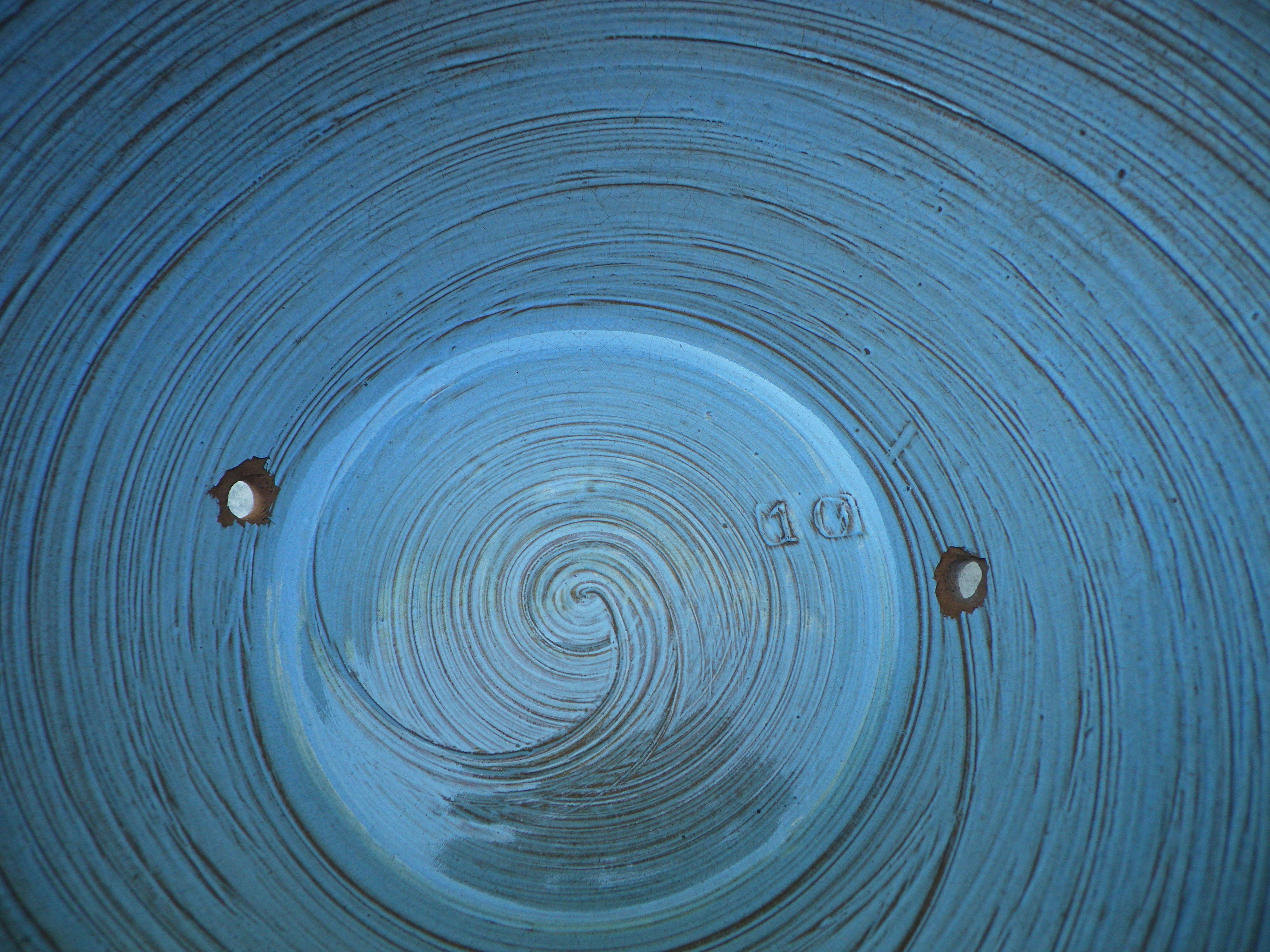 Glassed terracotta flower pot