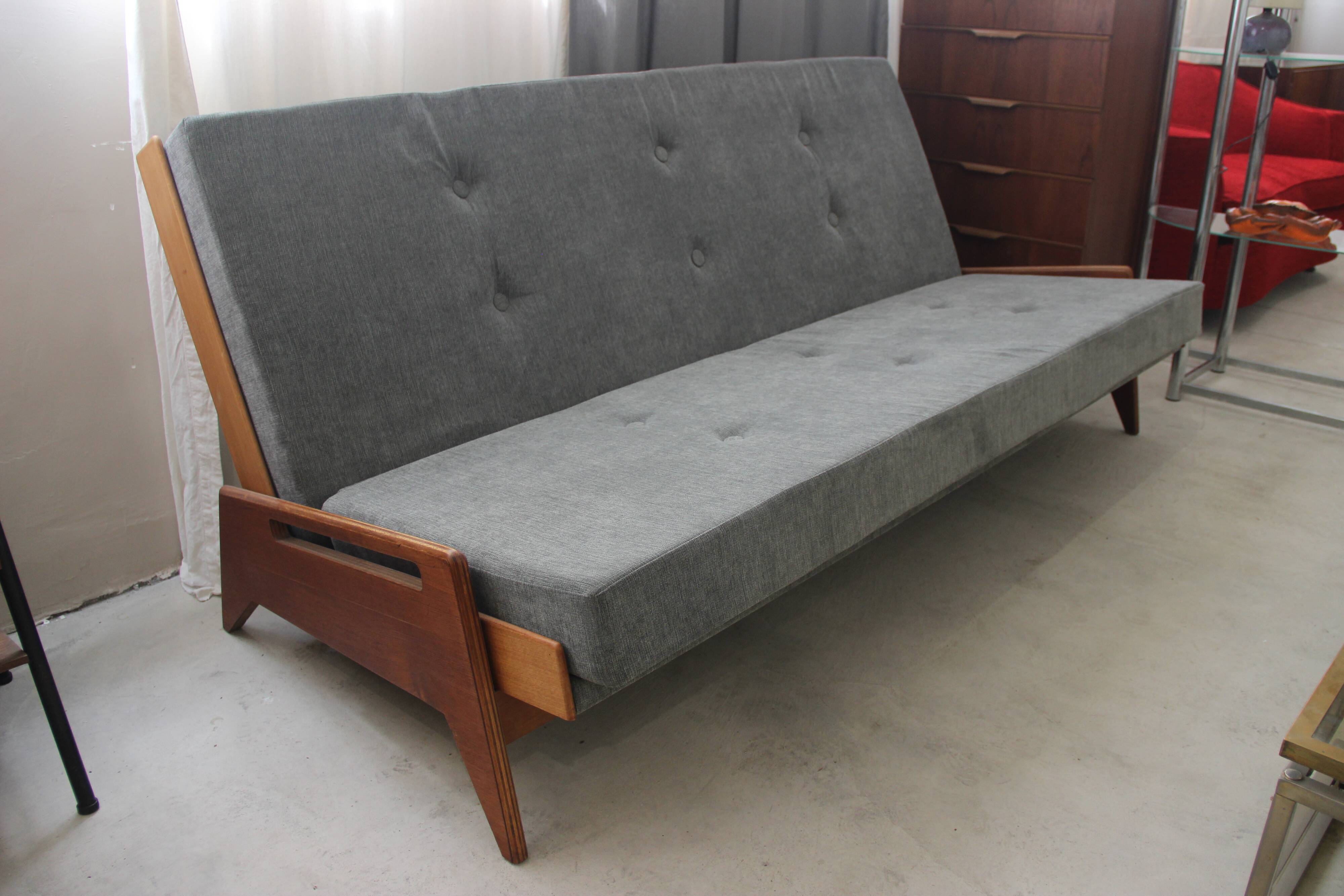 Gerard Guermonprez sofa