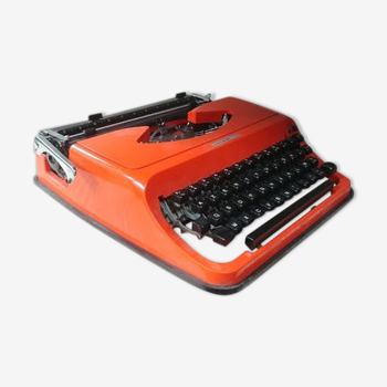 Typewriter Underwood 130