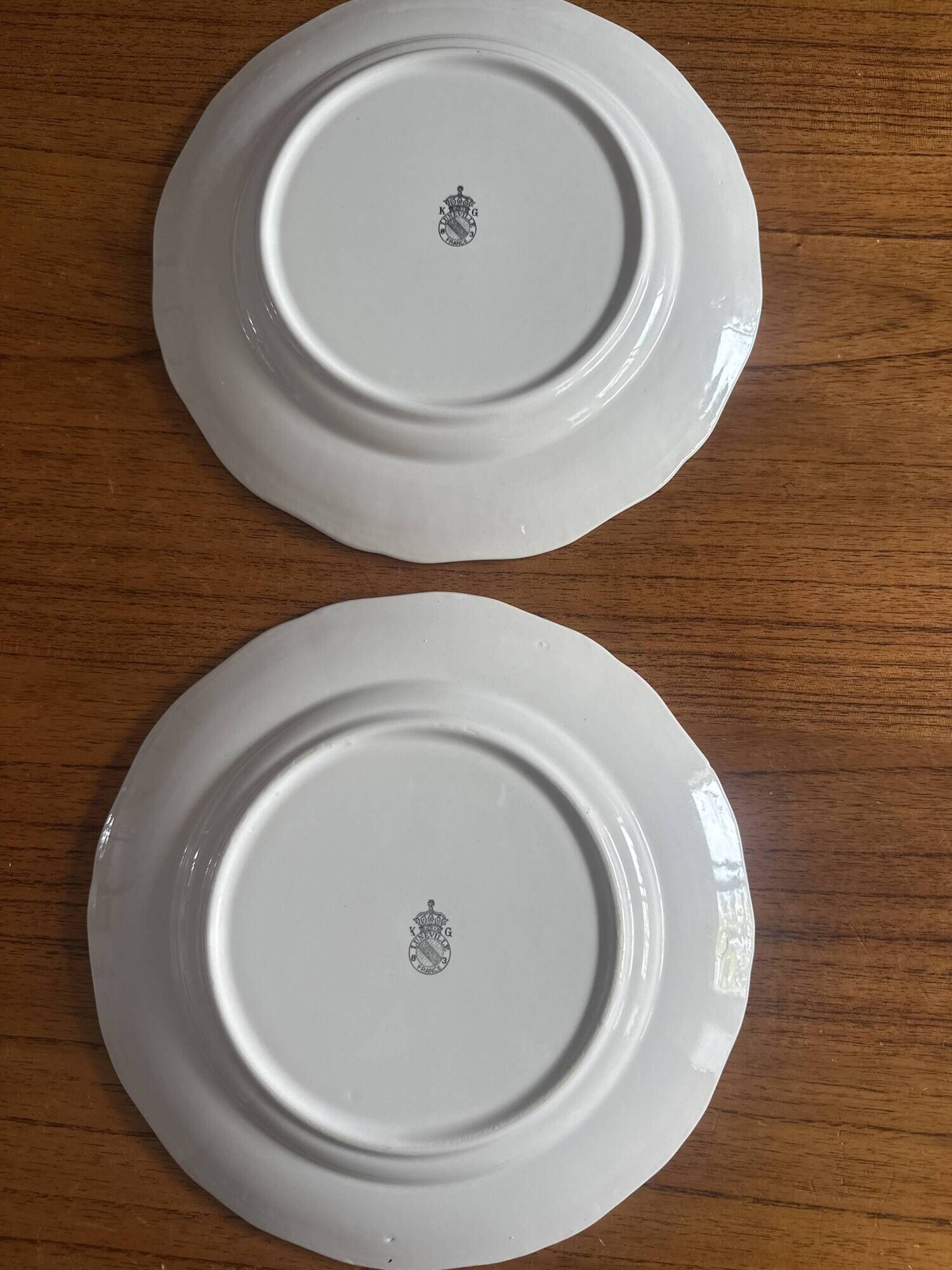 2 flat plates Lunéville earthenware