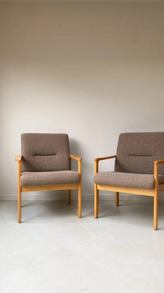 Vintage wooden seating area / sofa and 2 armchairs