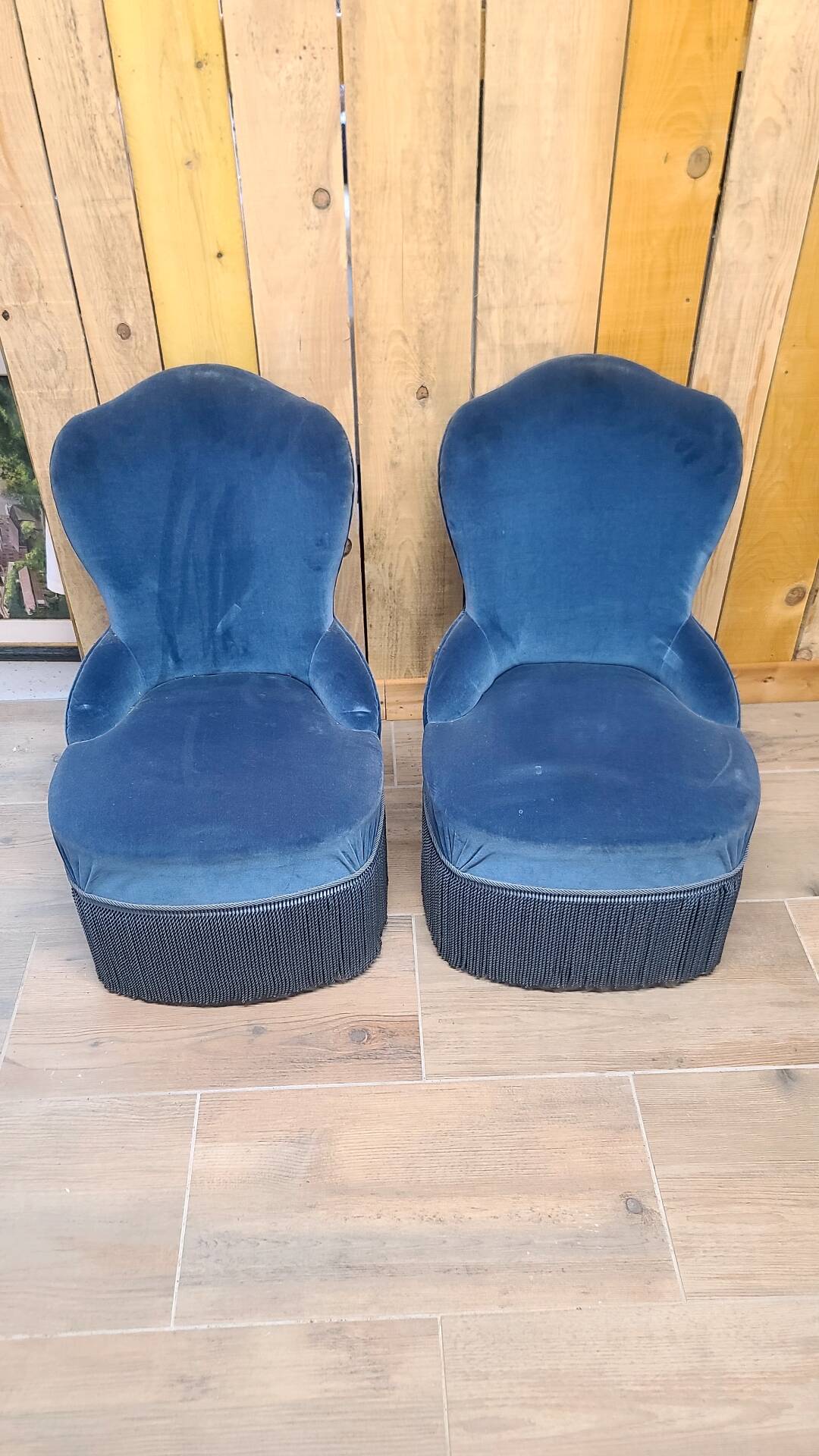 Toad chairs