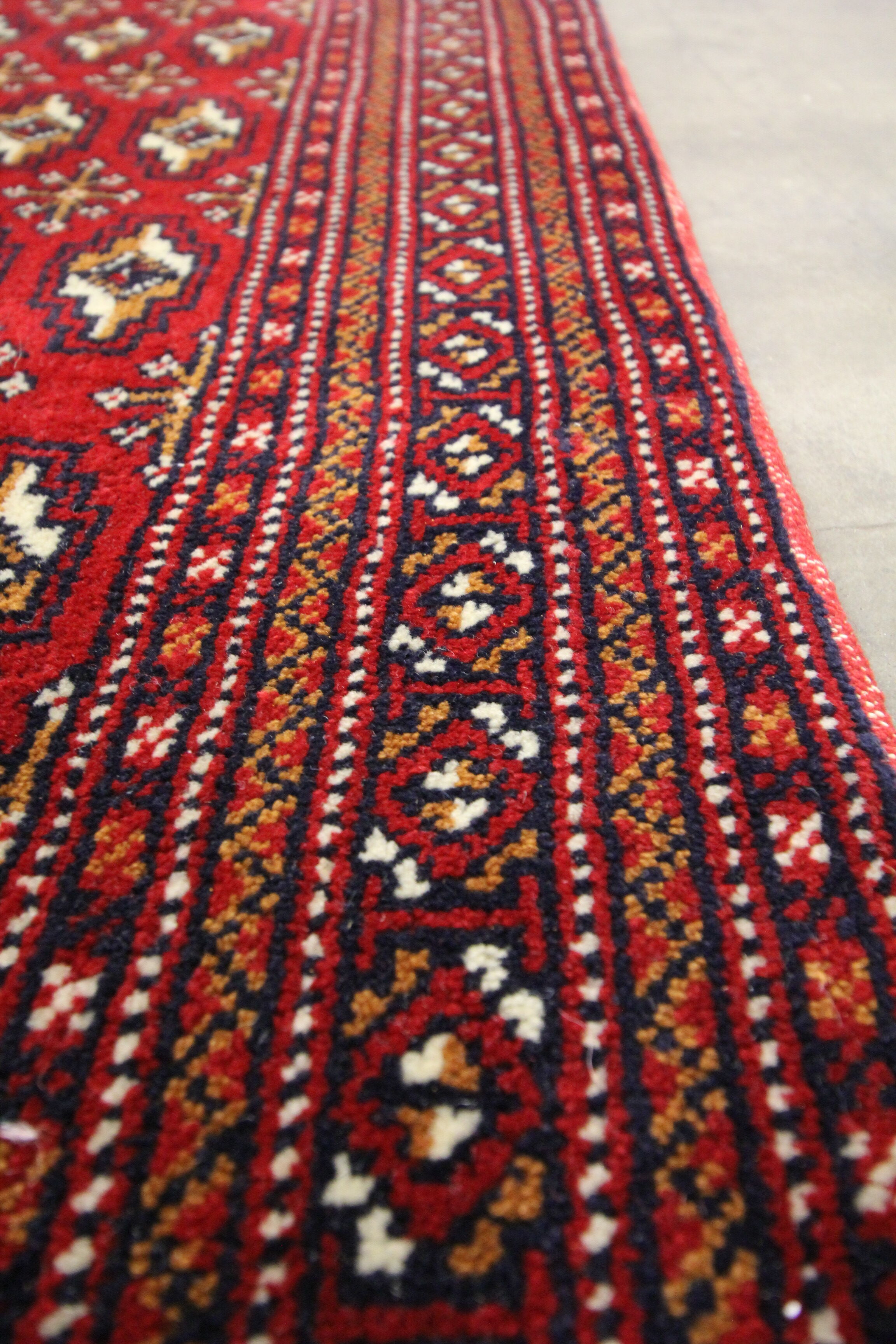 Vintage persian rug handmade poshti motif pattern wool area rug- 67x138cm