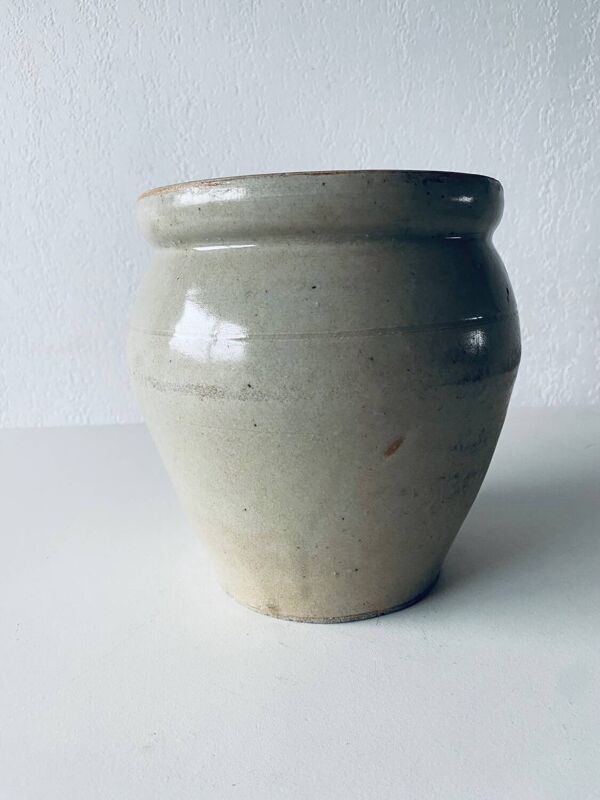 Cruche antique en terre cuite vernissée