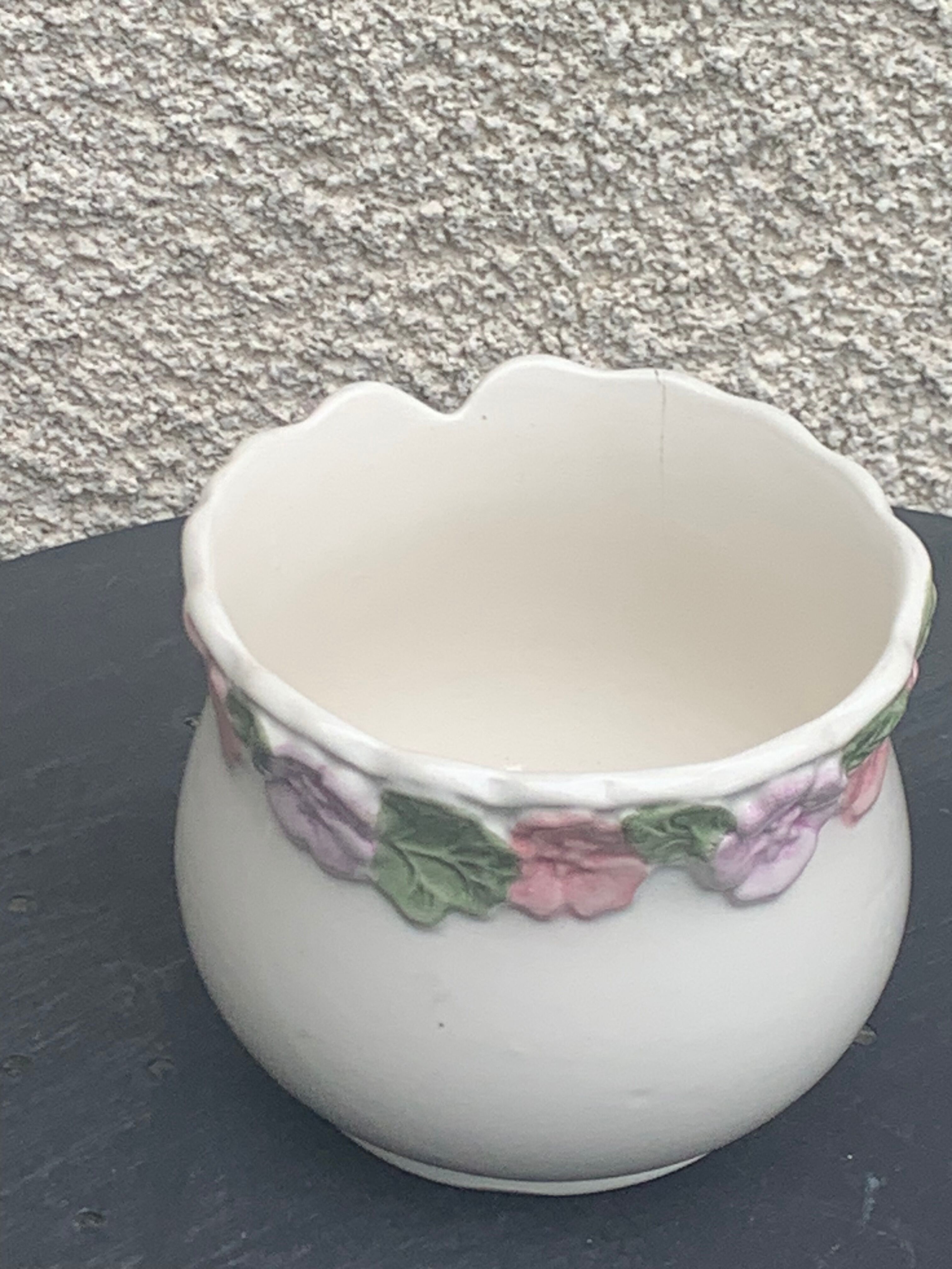 Pot cover in slurry floral pattern purple and pink