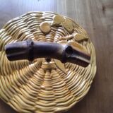 Ceramic cheese board with bamboo handle