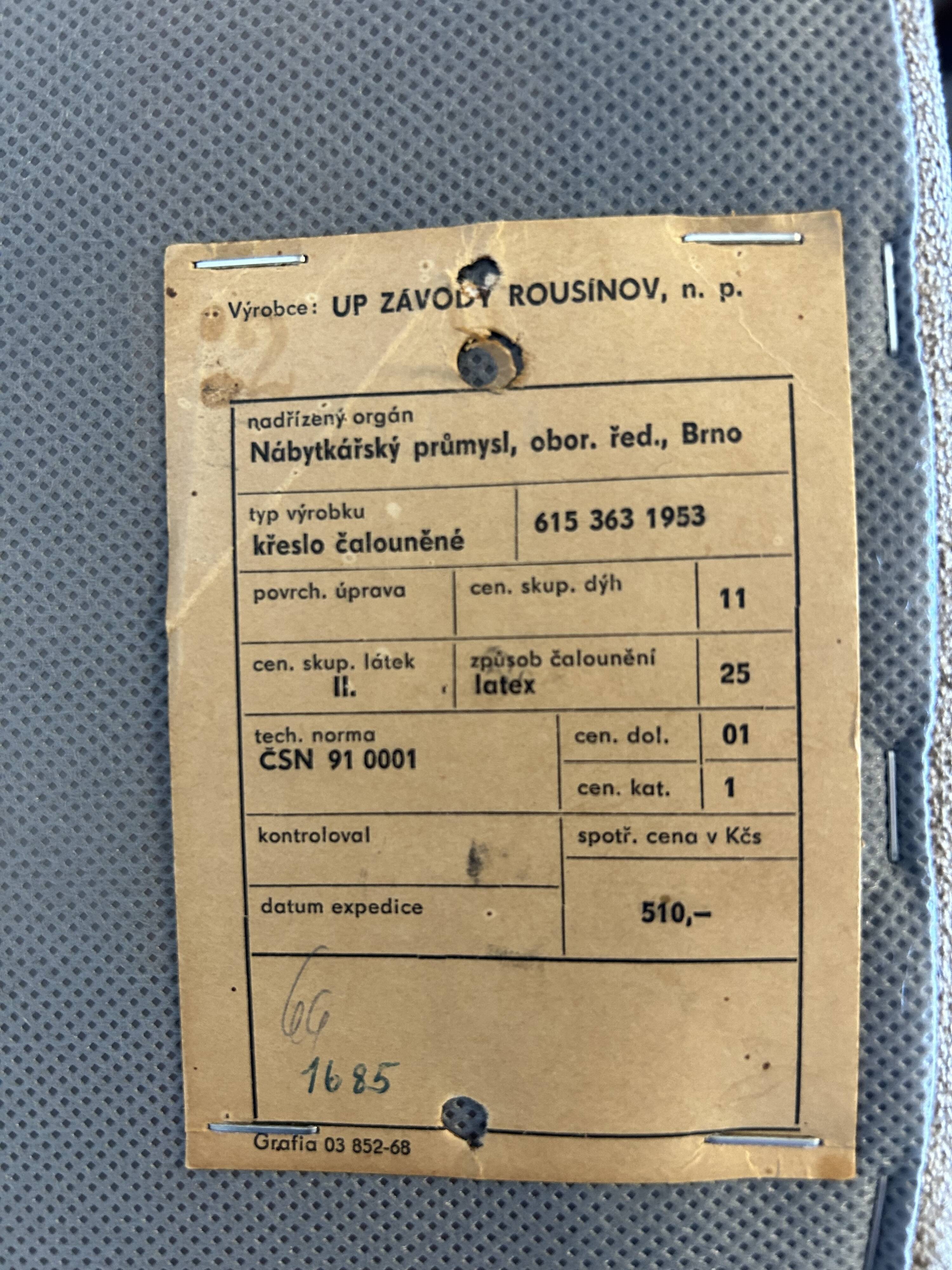 Fauteuil du milieu du siècle entièrement restauré par Jiri Jiroutek de Tchécoslovaquie