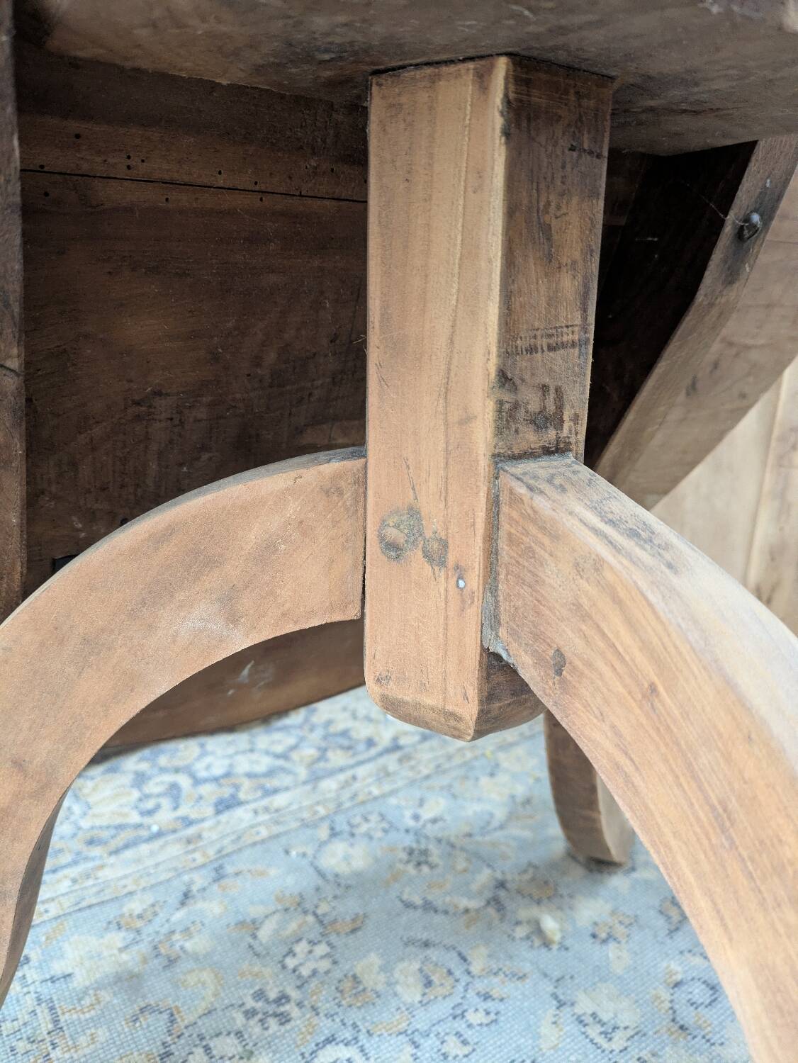 Winegrower's coffee table