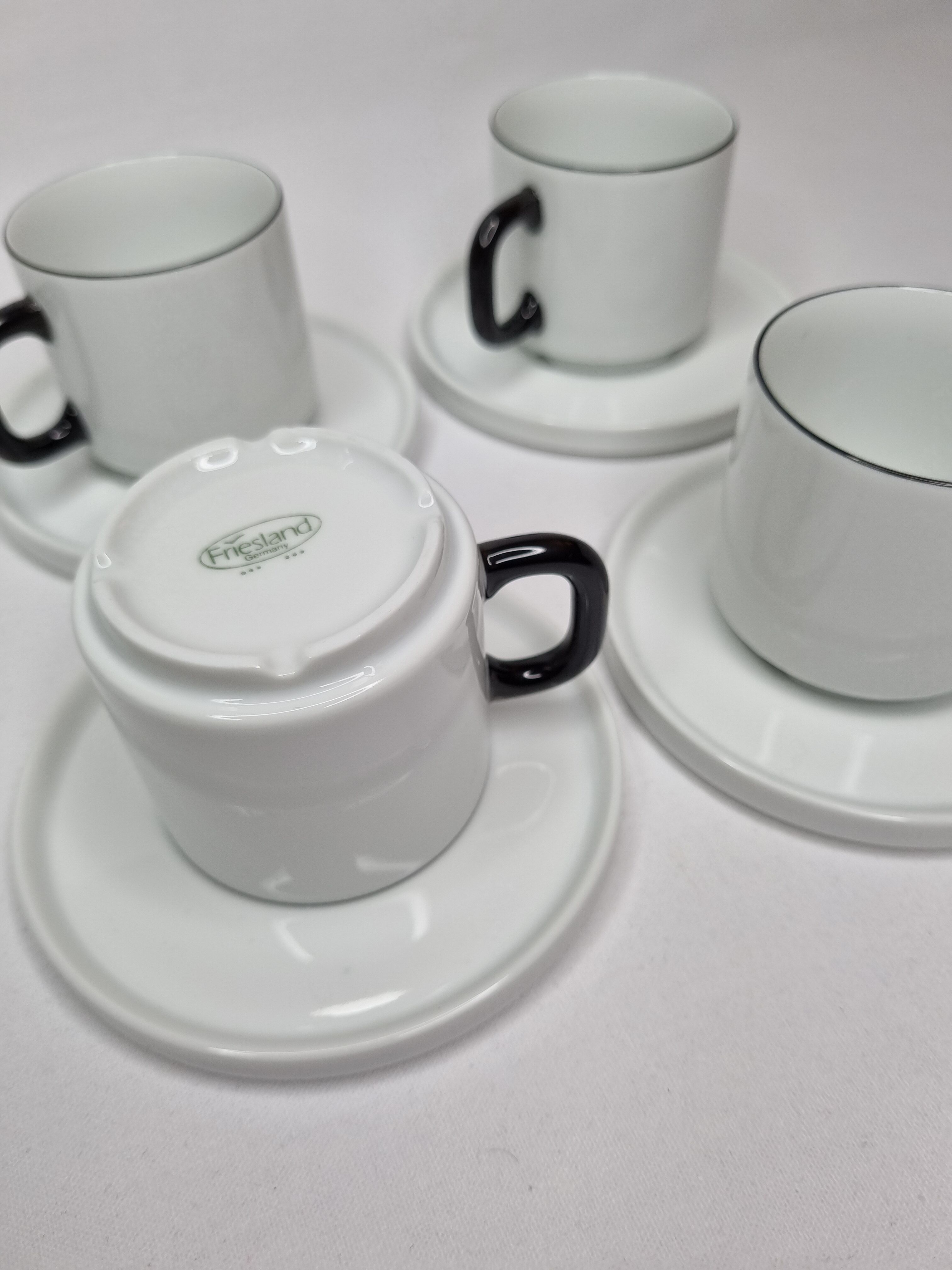 Set of four Friesland Germany porcelain coffee cups in Art Deco style