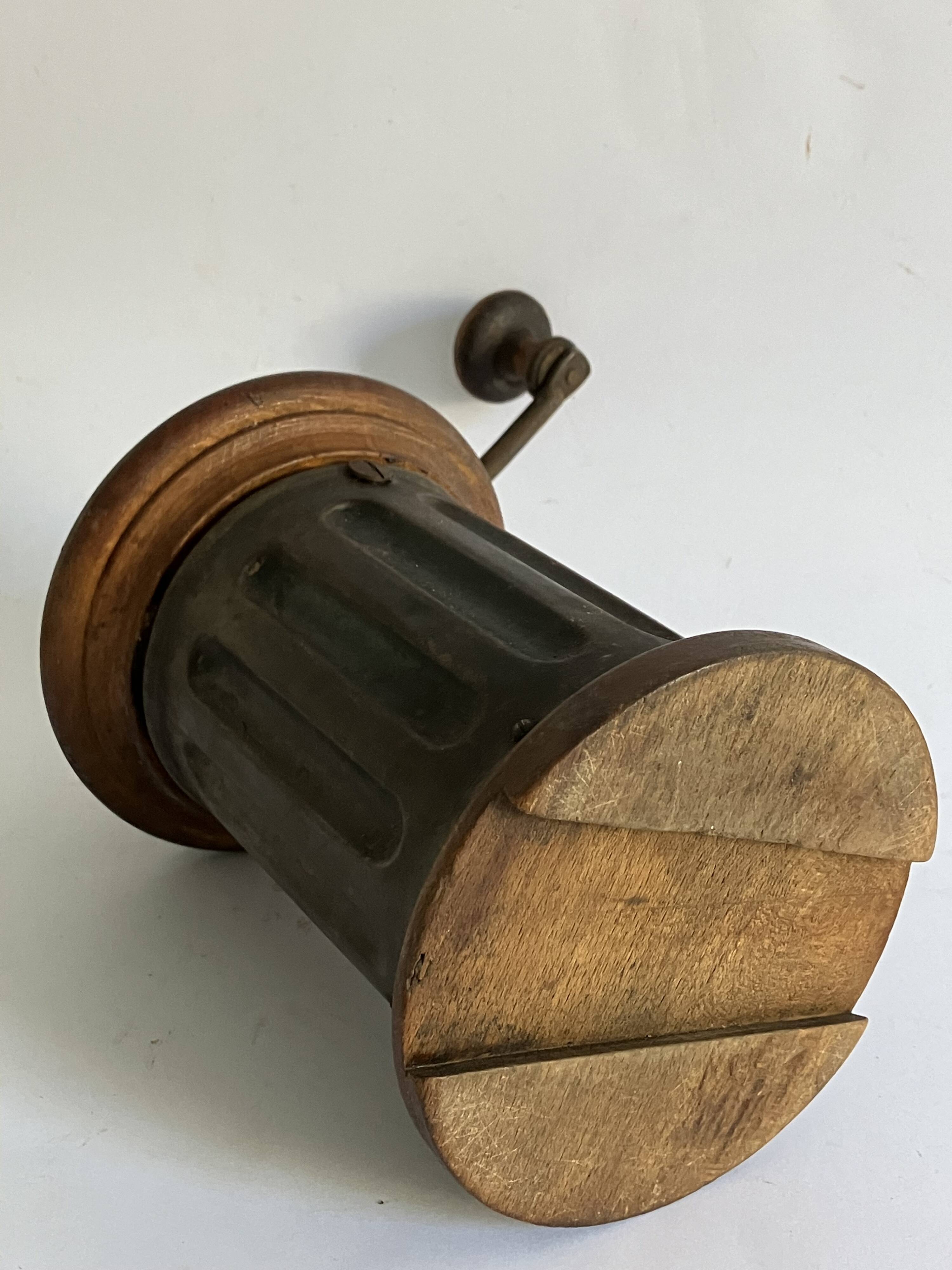 Old Peugeot Frères coffee grinder - Model G
