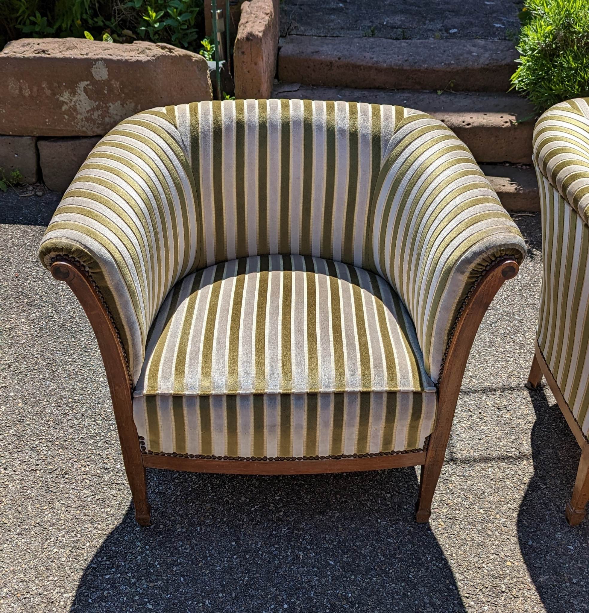 Sofa + 2 armchairs basket