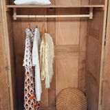 Armoire vintage
