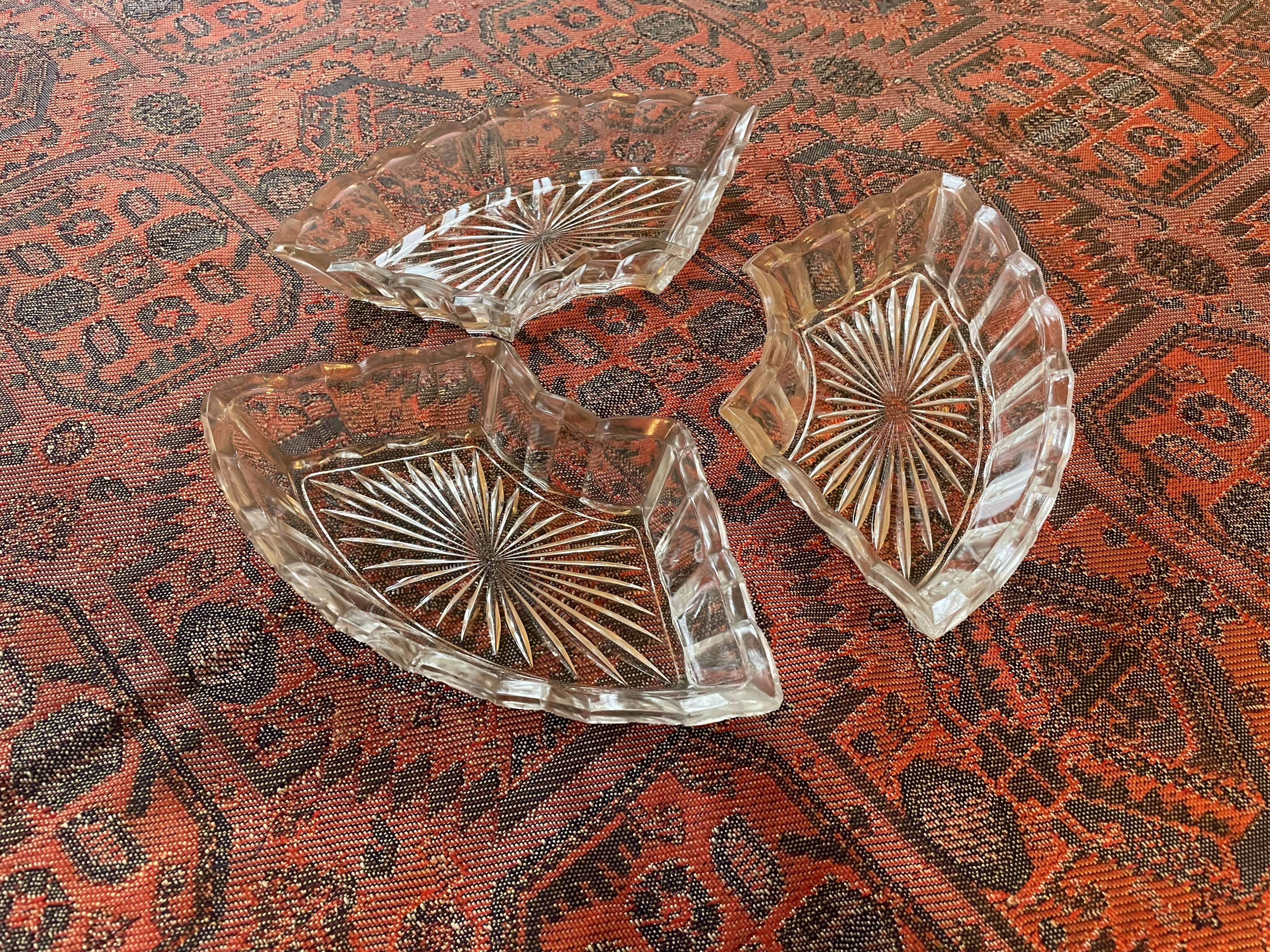 Set of 3 cut glass aperitif bowls - old, vintage