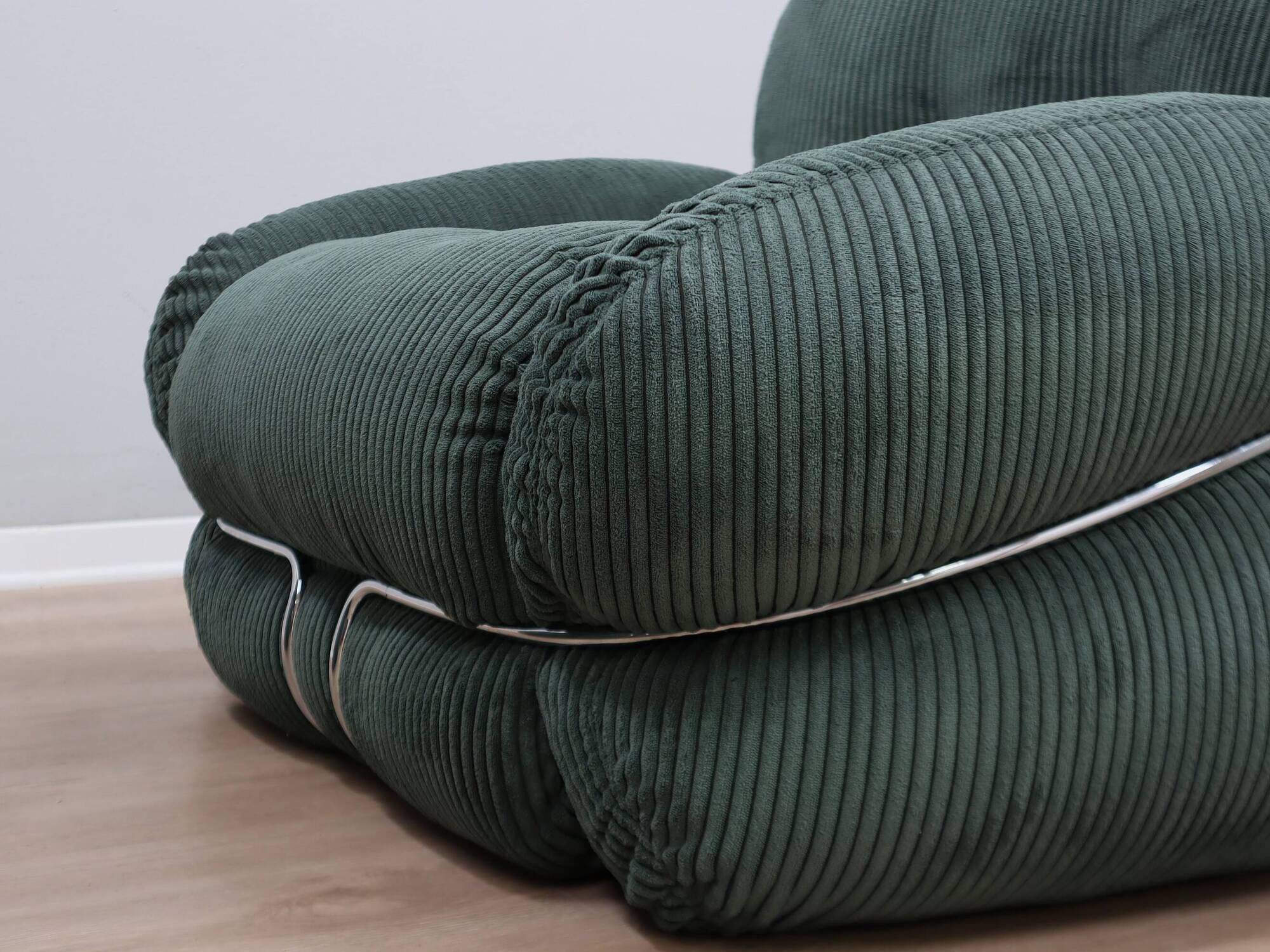 Pair of vintage armchairs by Adriano Piazzesi, Okay Collection 1970