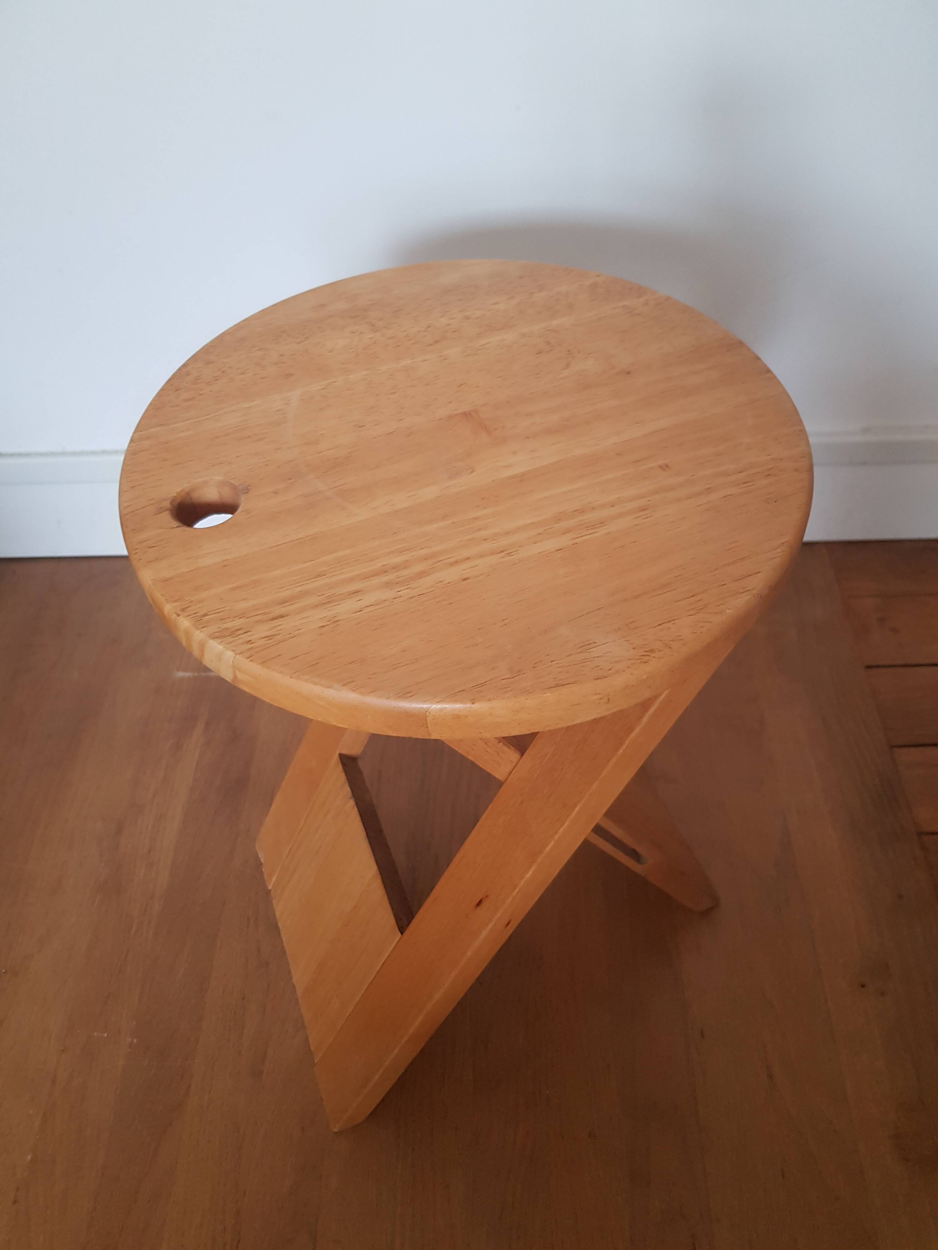 Suzy stool by Adrian Reed