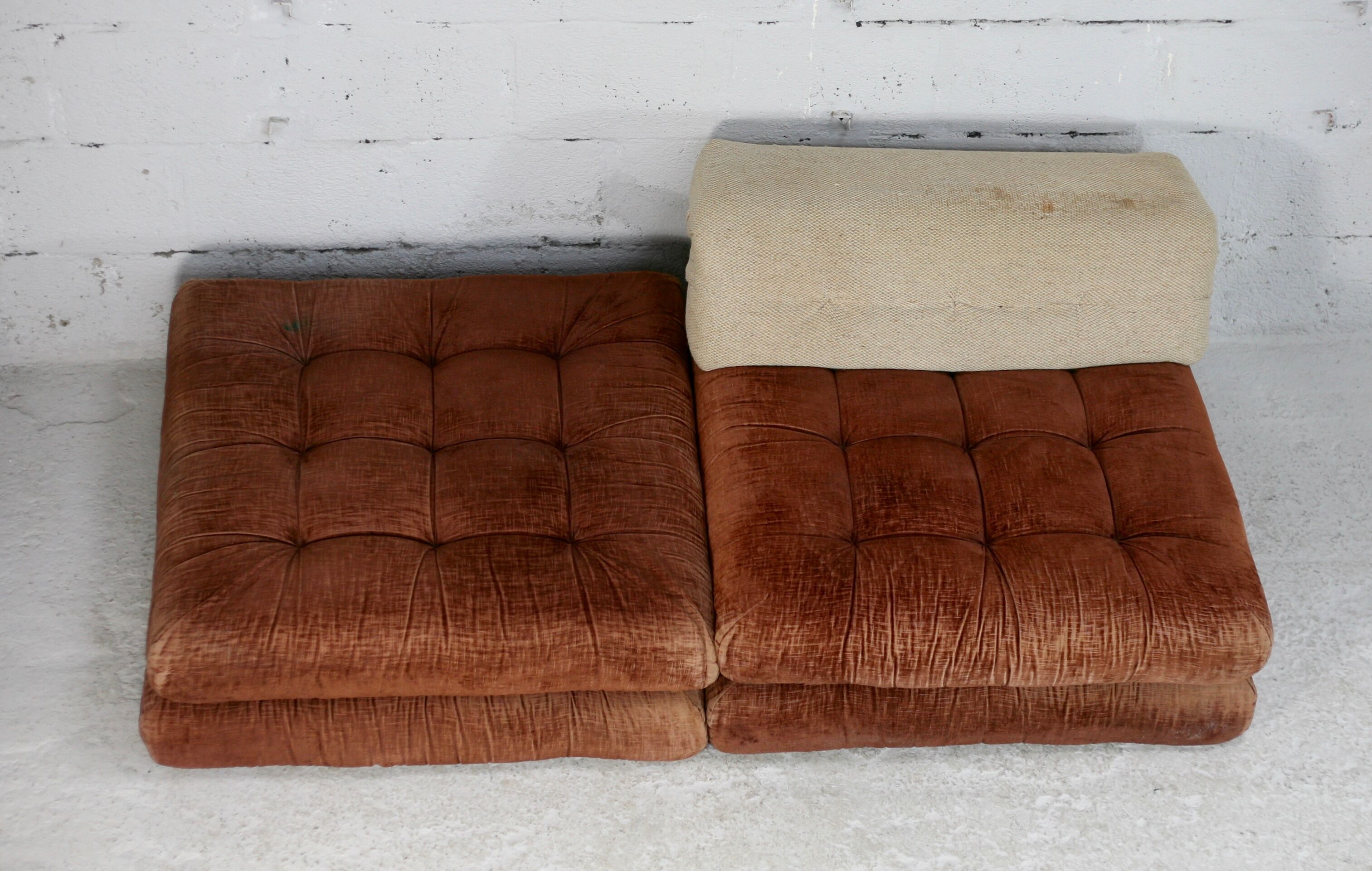 Mah Jong sofa by Hans Hopfer. Roche bobois, France, 1971