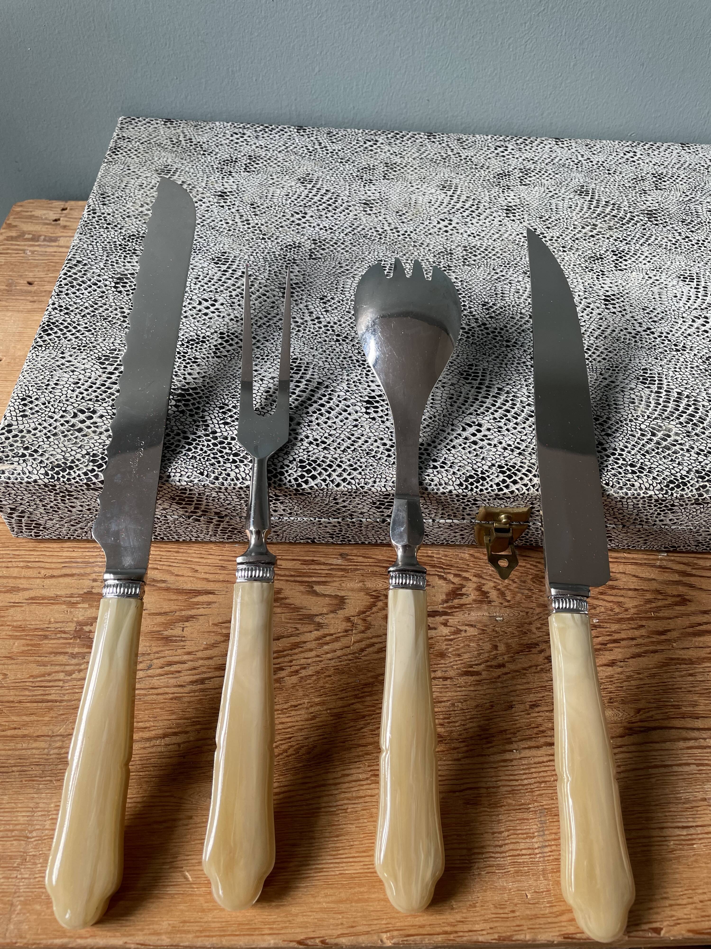 Housewife of 29 pieces "The trumpet" in stainless steel and horn