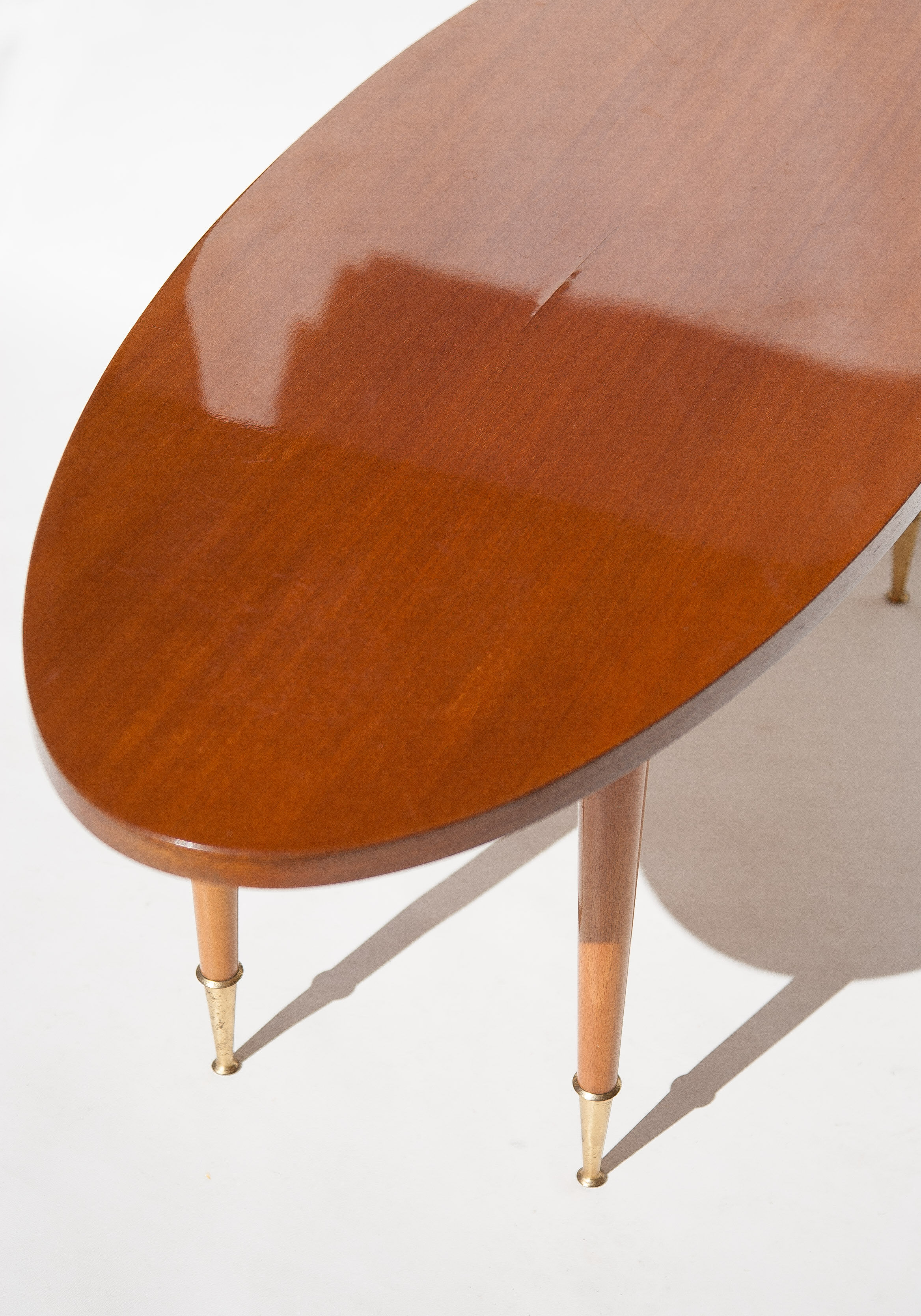 Table vintage, wood table, coffee table, coffee table, table oval, table feet compass, interior decorating, home décor, 60's