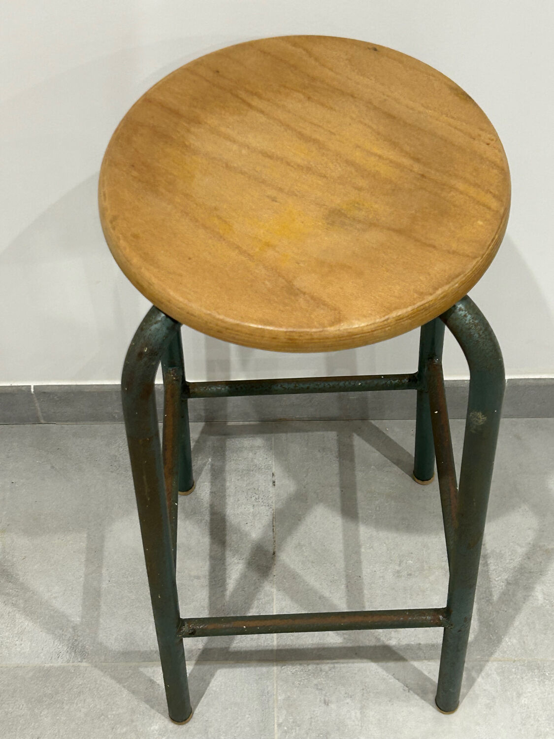 Industrial high stool in wood and iron