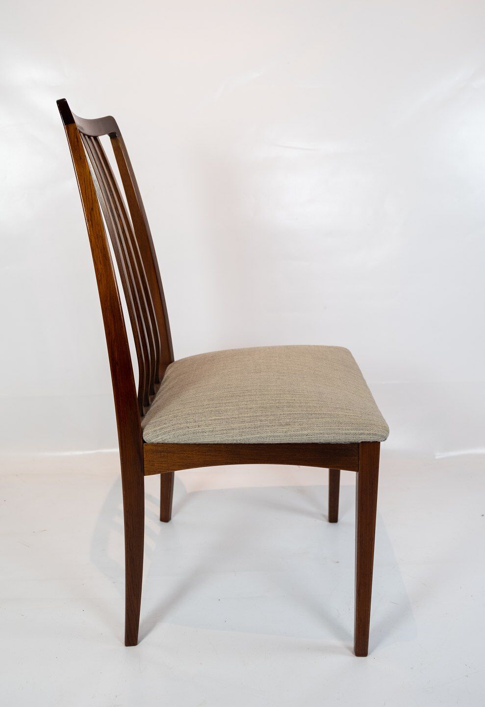 Set of six dining room chairs of rosewood  of danish design from the 1960s