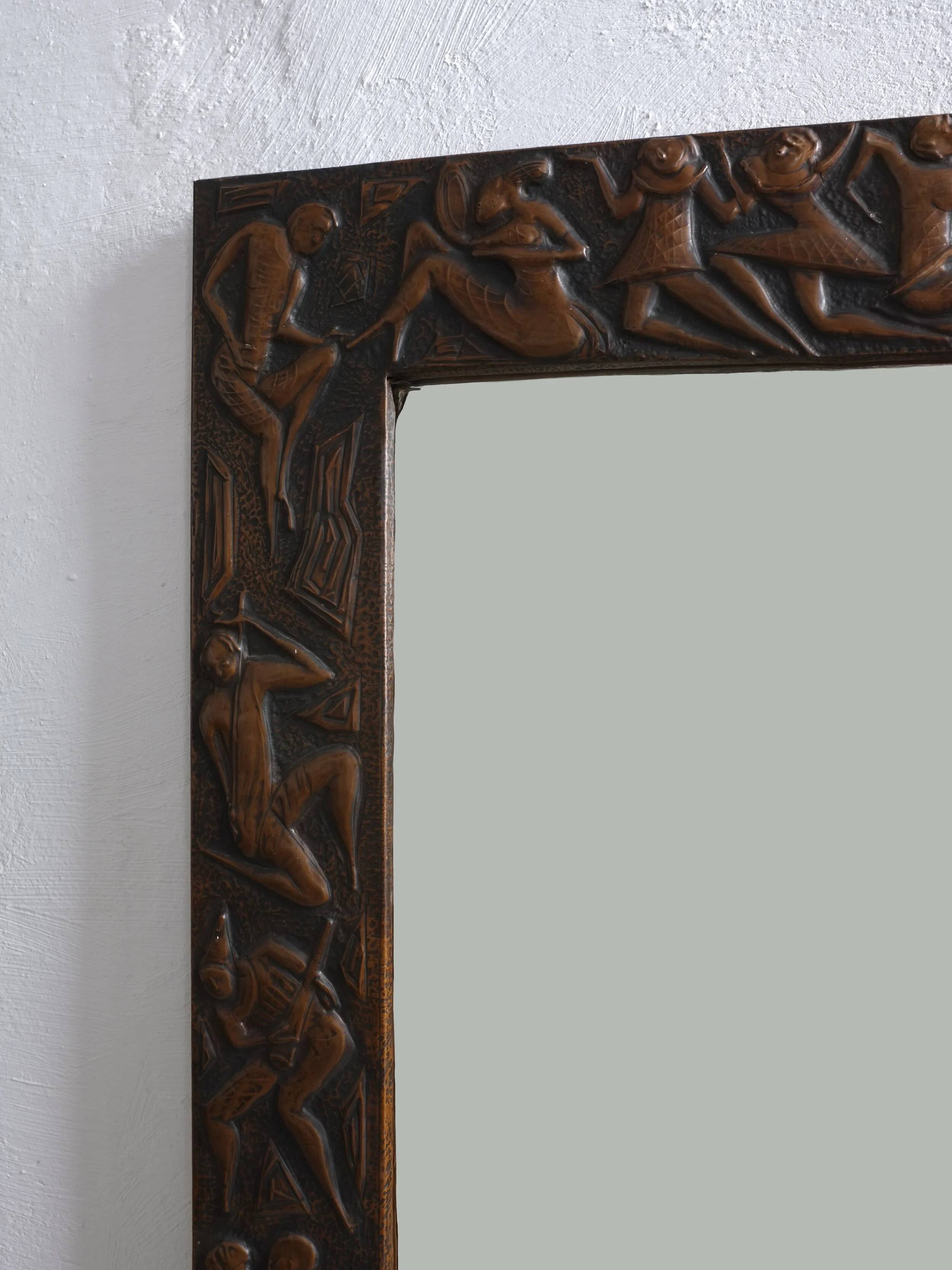 Copper relief wall mirror | Bragalini Angelo style | Italy | 1970s